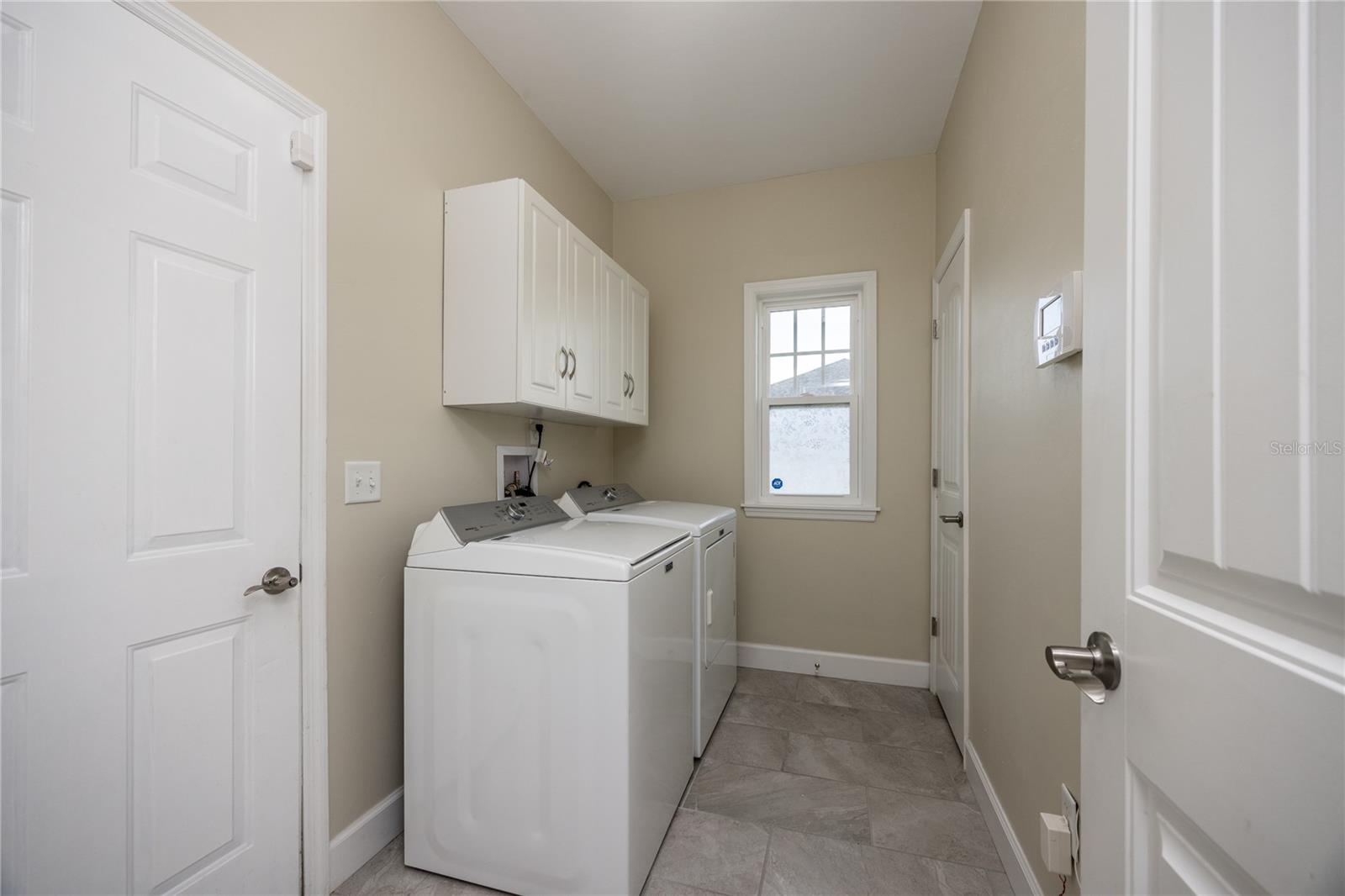 Image 33 of 45 For 19159 229th Street