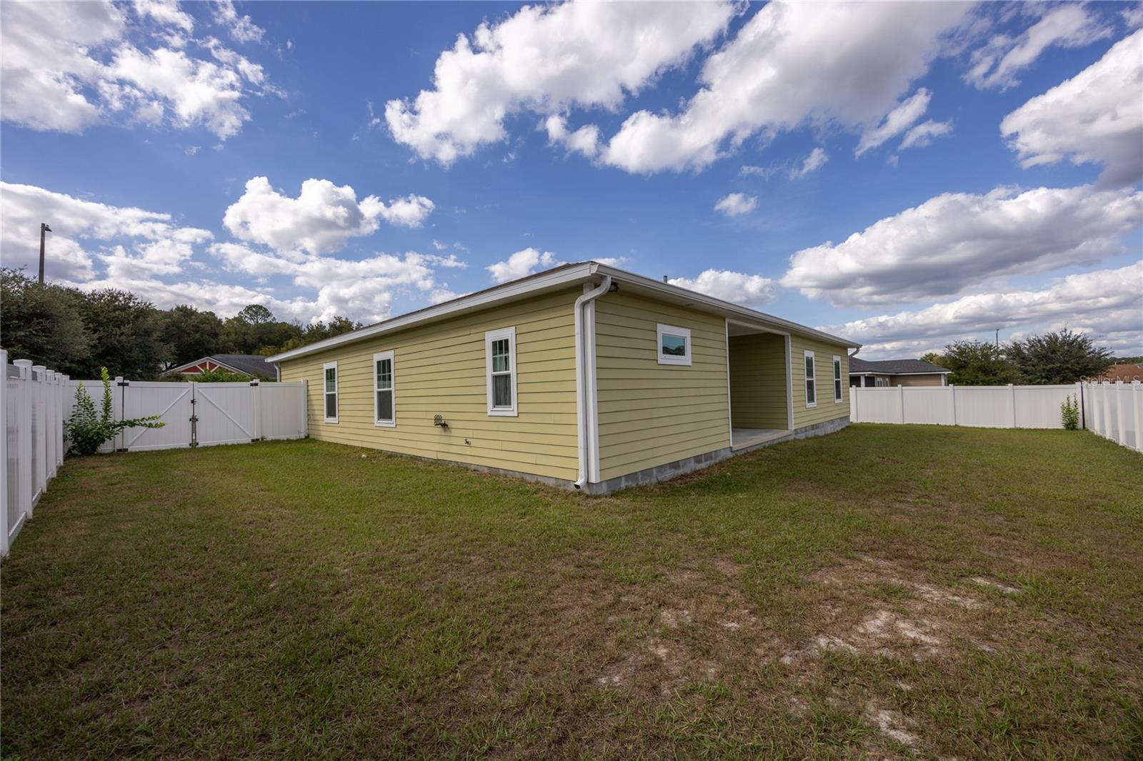 Image 35 of 45 For 19159 229th Street