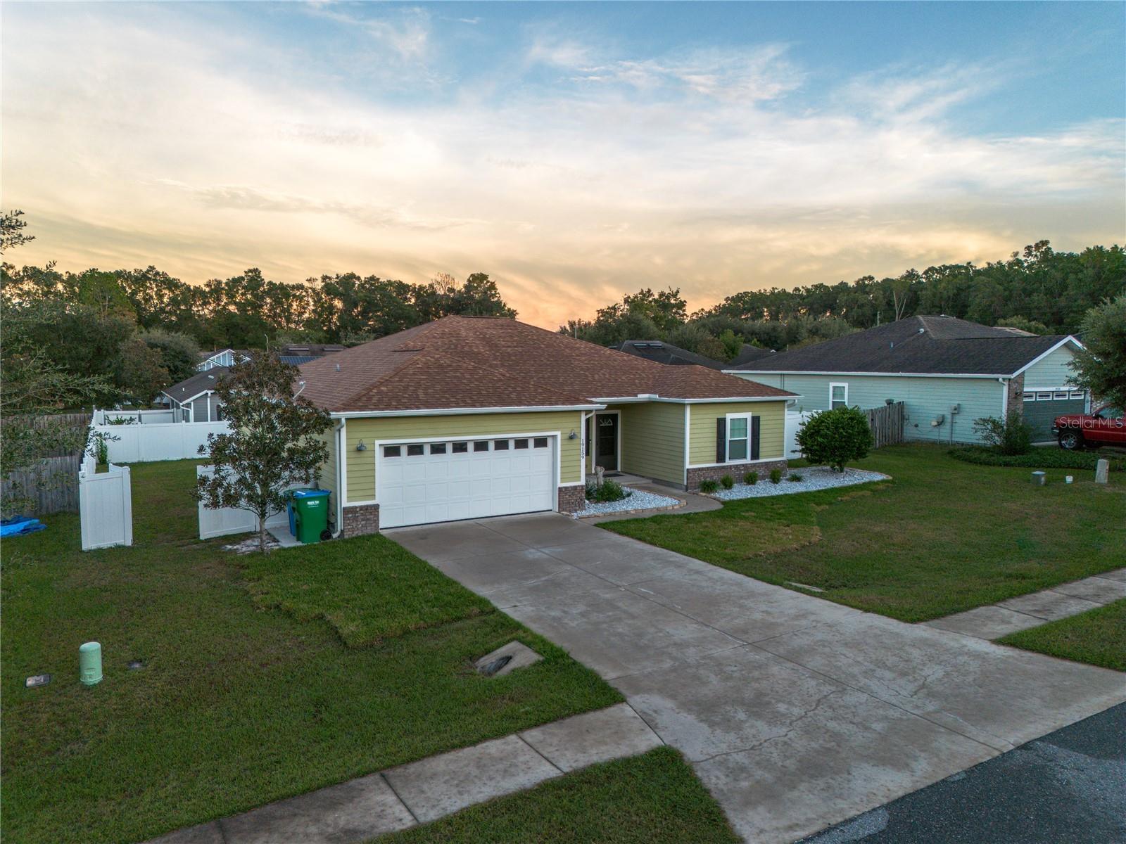 Image 37 of 45 For 19159 229th Street