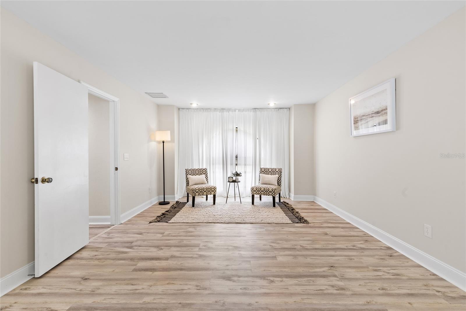 Image 20 of 55 For 8516 20th Lane