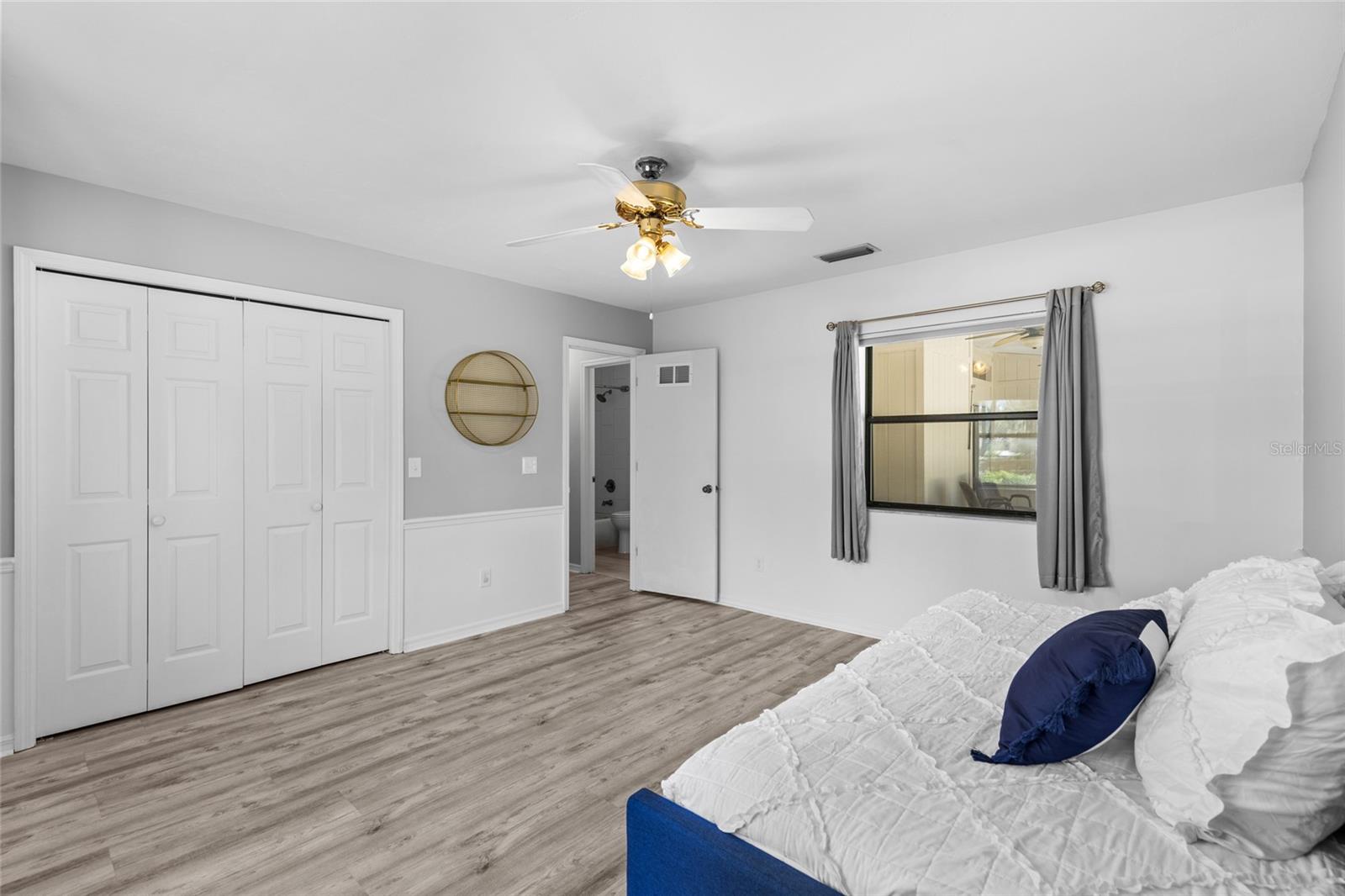 Image 36 of 55 For 8516 20th Lane