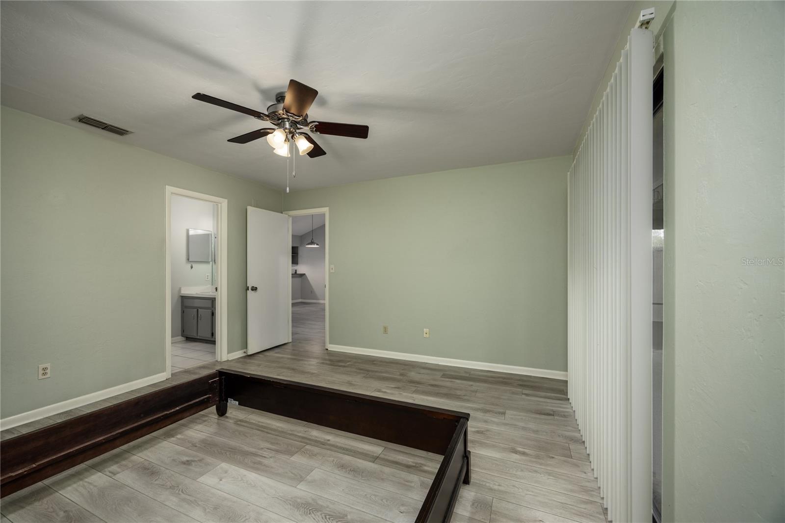 Image 28 of 42 For 3711 56th Lane