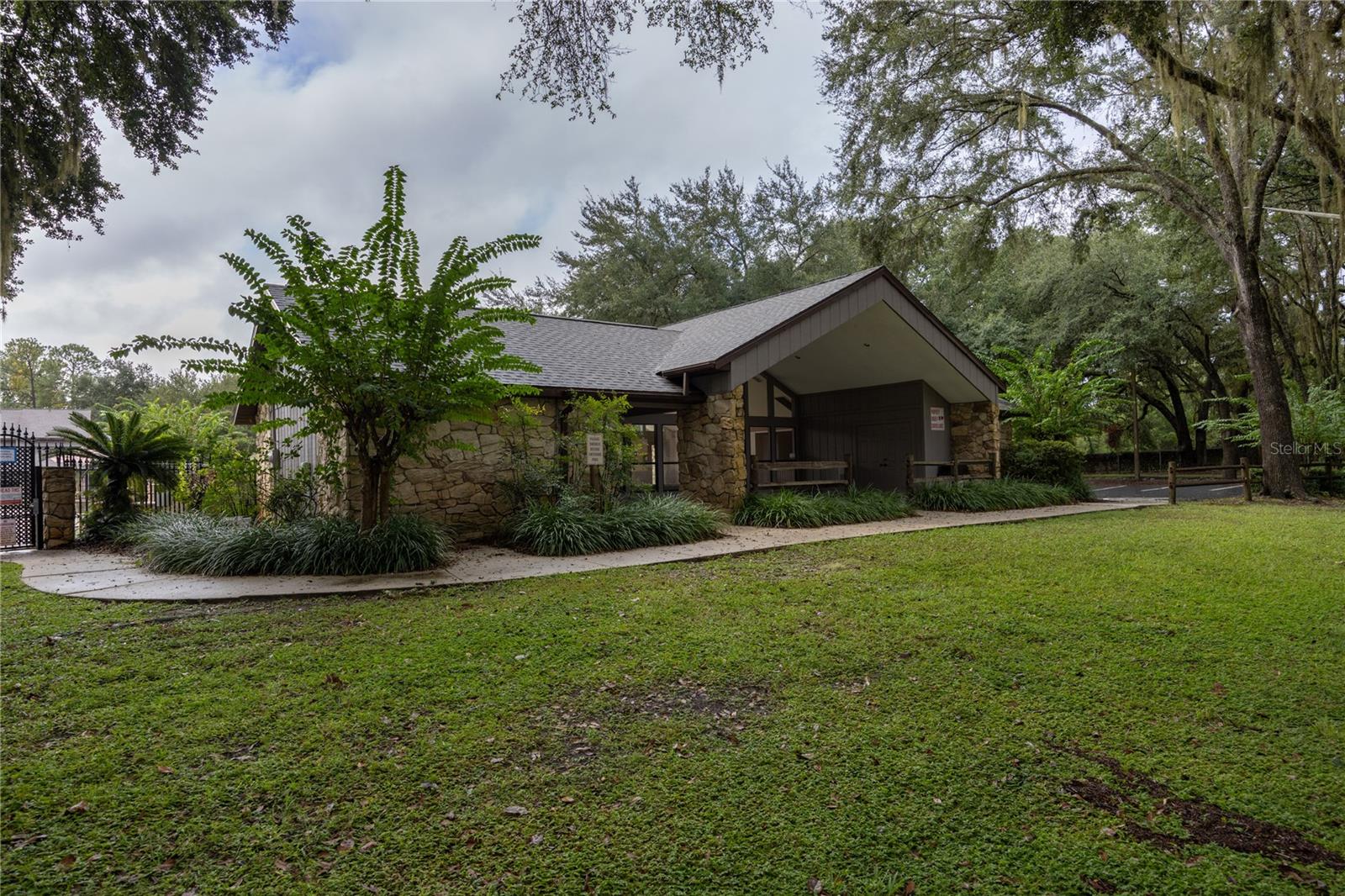 Image 39 of 42 For 3711 56th Lane