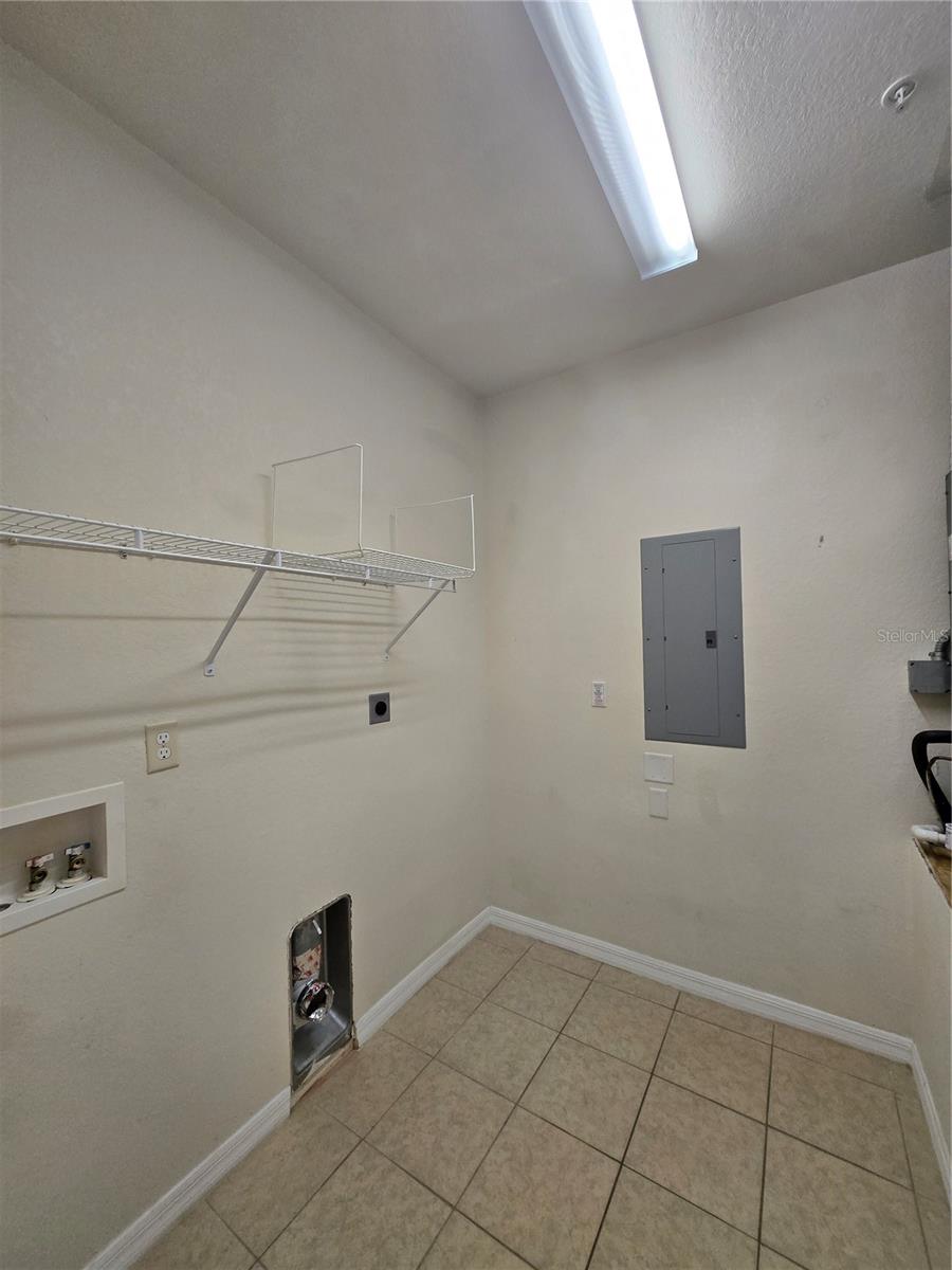 Image 19 of 22 For 1577 29th Road 3