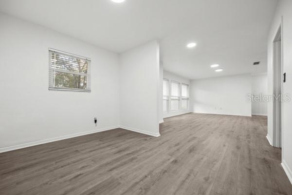 Image 7 of 25 For 6002 33rd Street