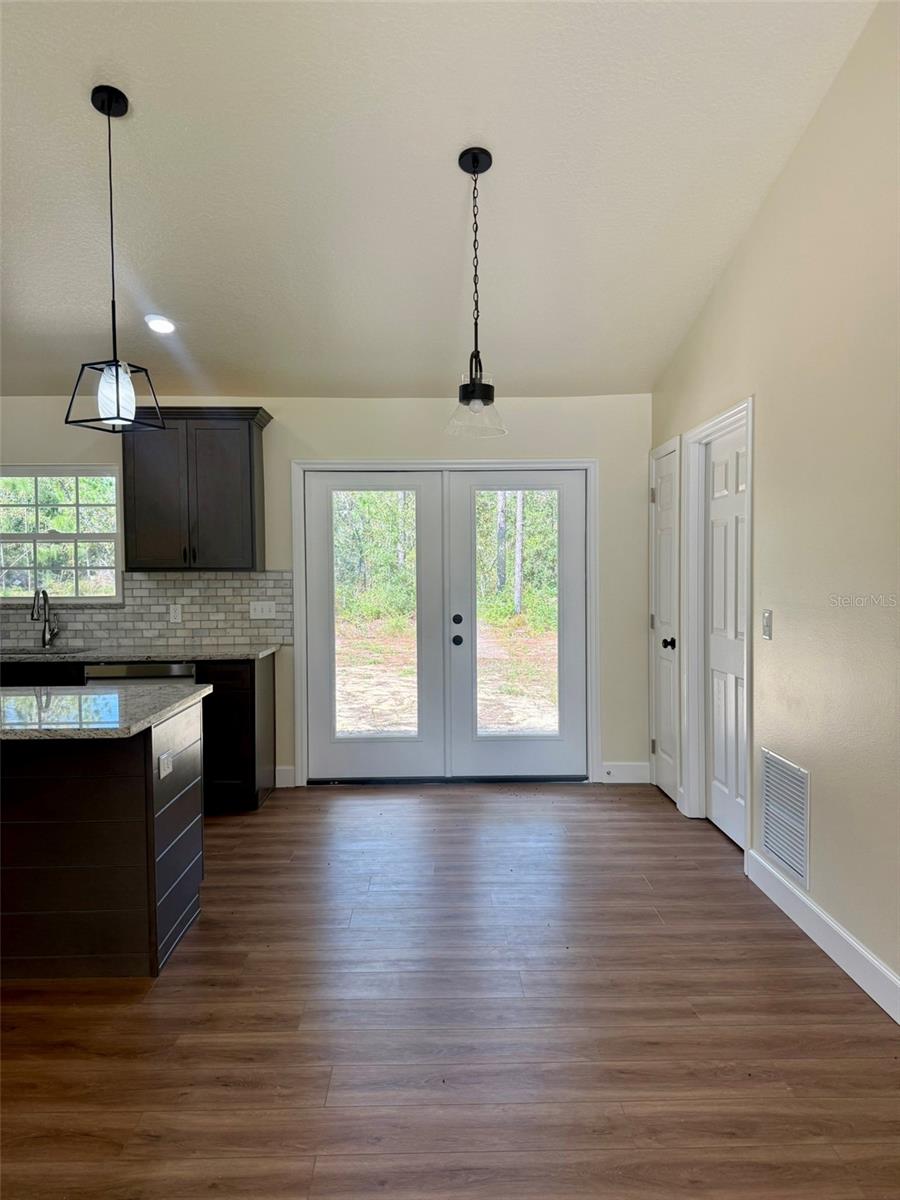 Image 5 of 15 For 15291 15th Lane