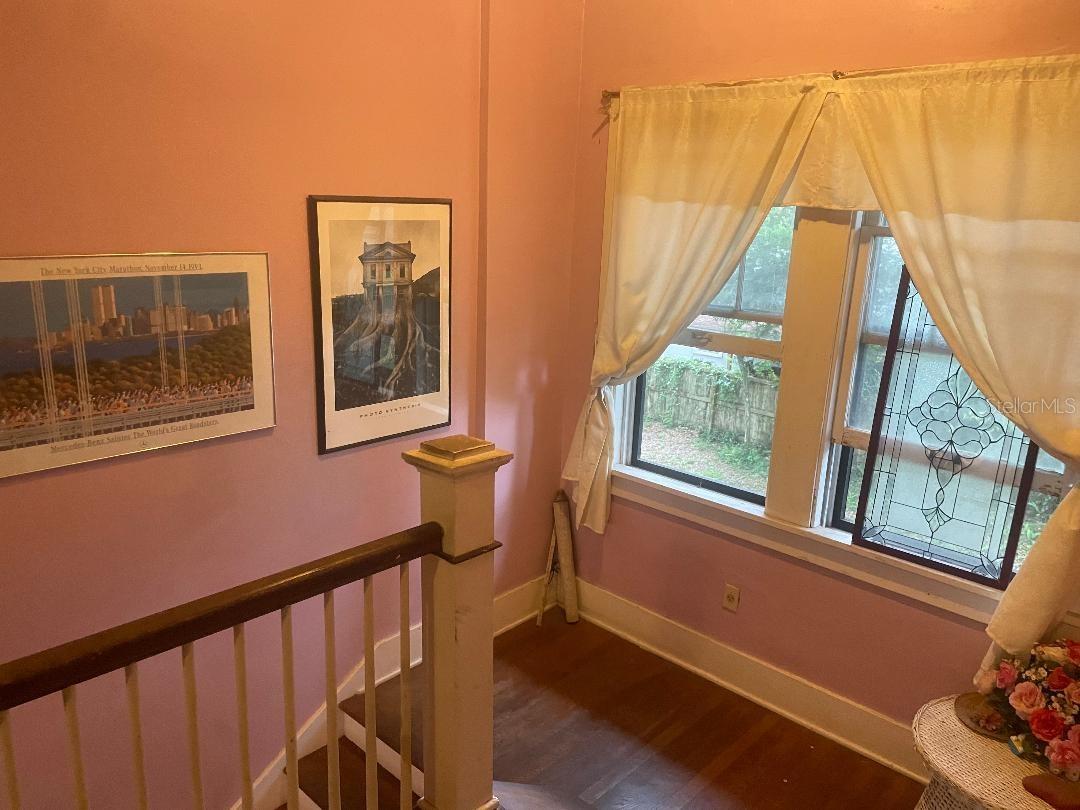 Image 7 of 29 For 635 9th Avenue