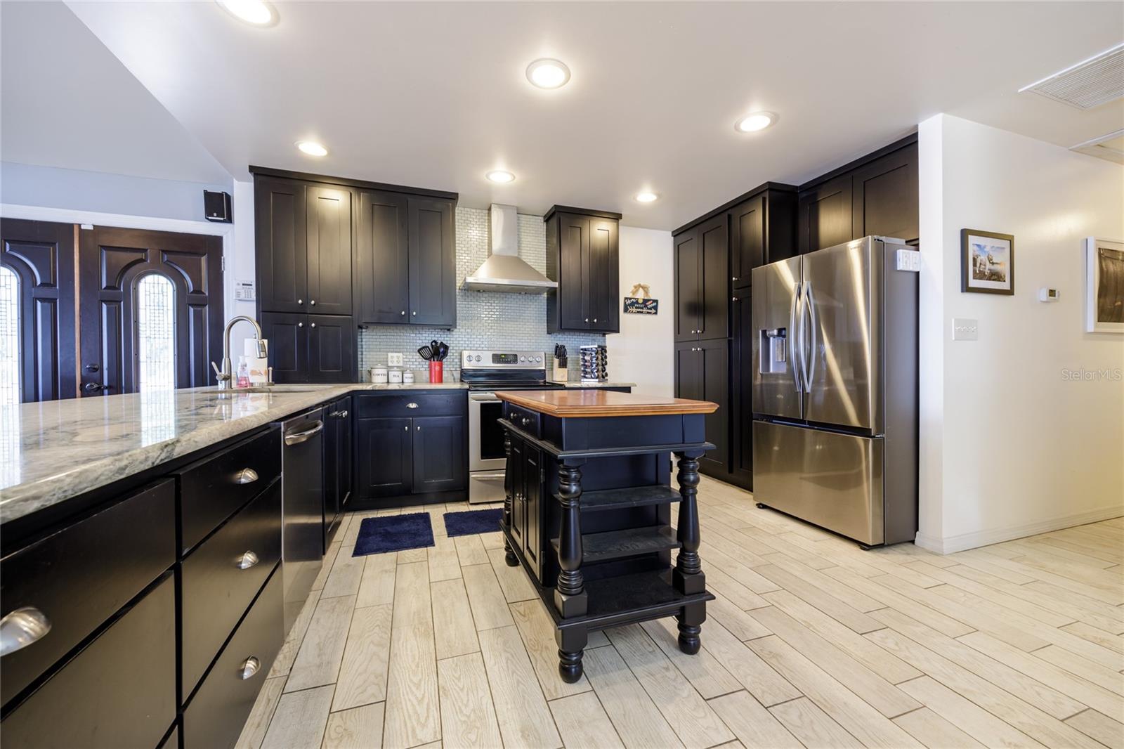 Image 21 of 58 For 6620 Virginia Beach Lane