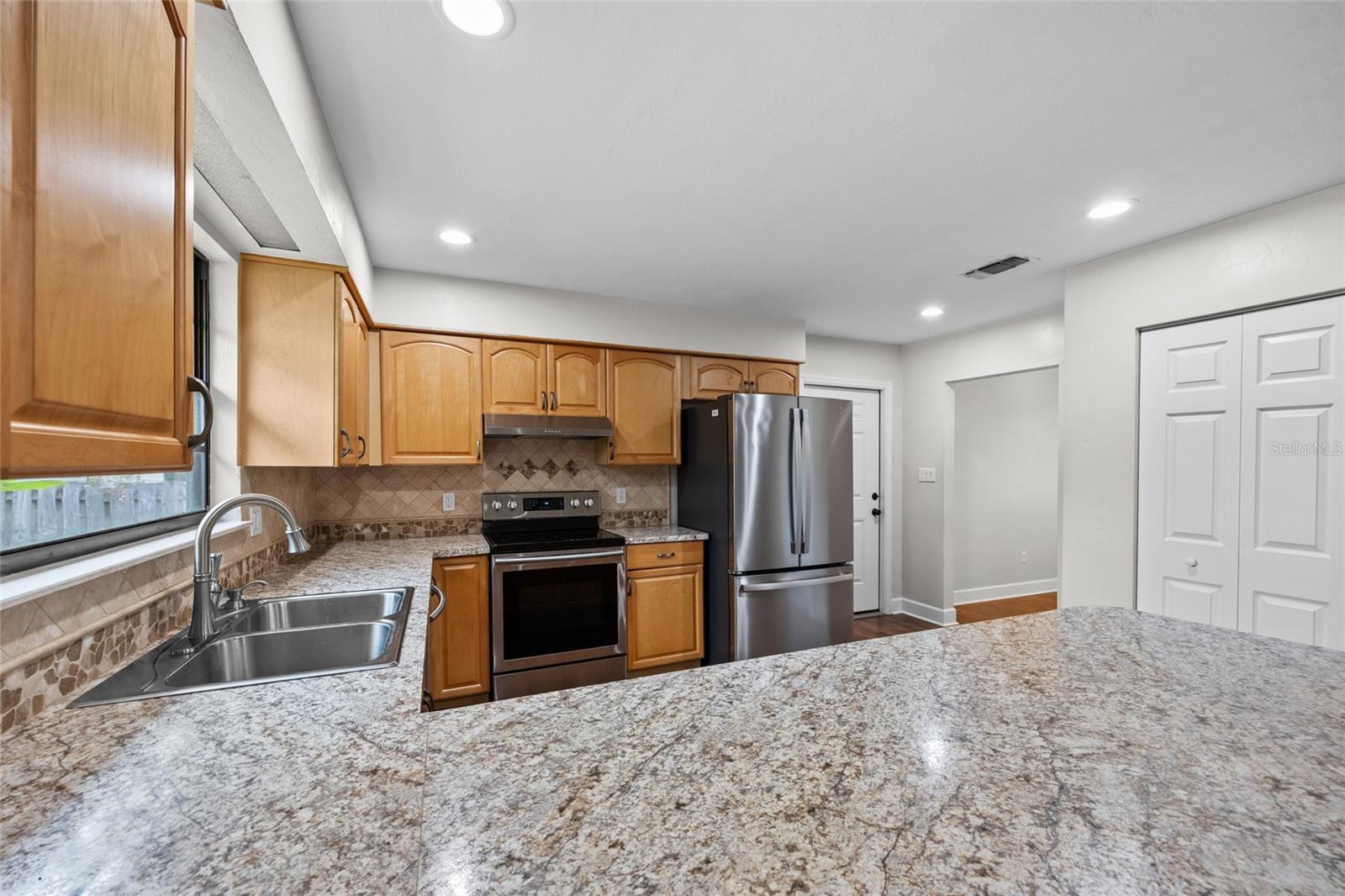 Image 12 of 33 For 8402 1st Avenue
