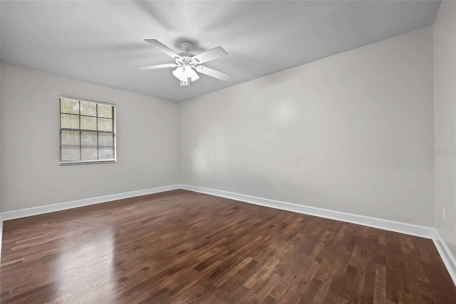 Image 4 of 33 For 8402 1st Avenue