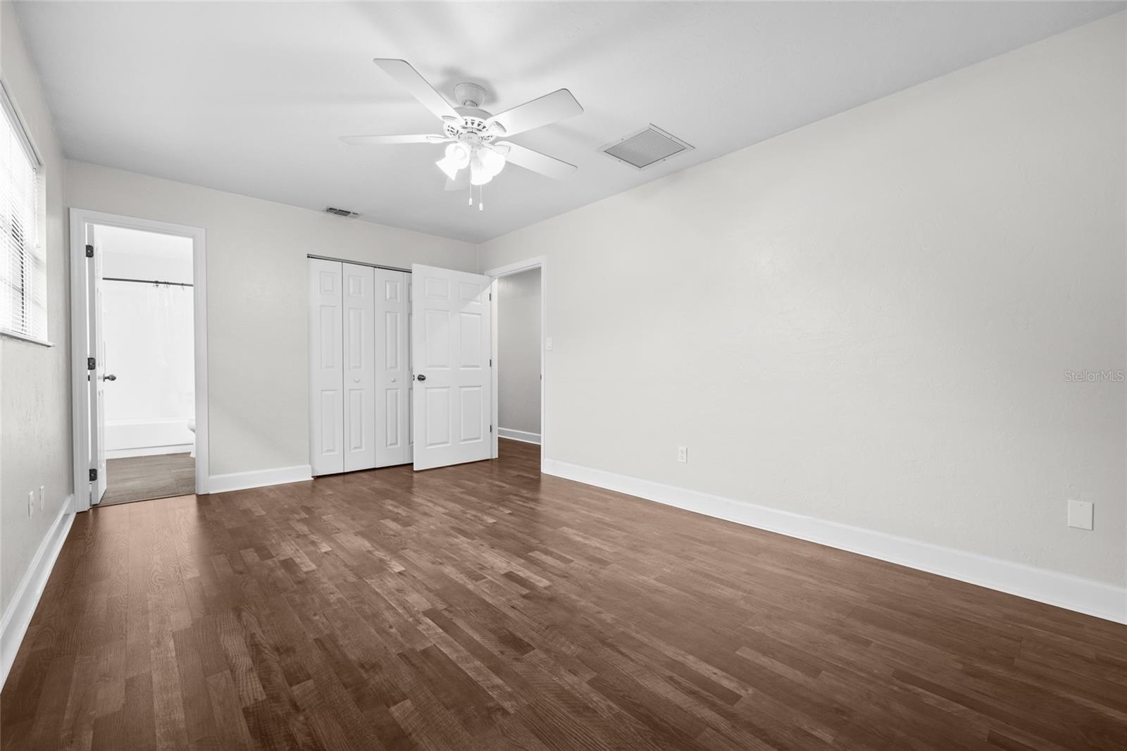 Image 7 of 33 For 8402 1st Avenue