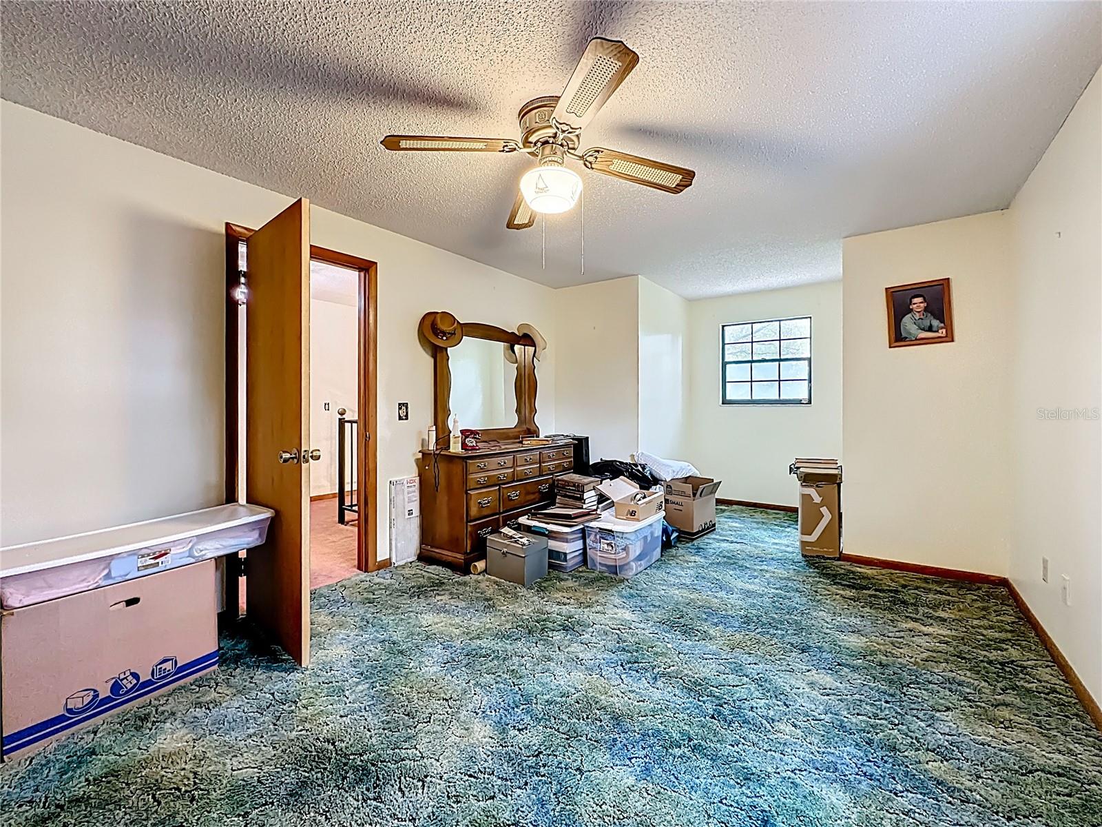 Image 20 of 69 For 35061 Karen Road