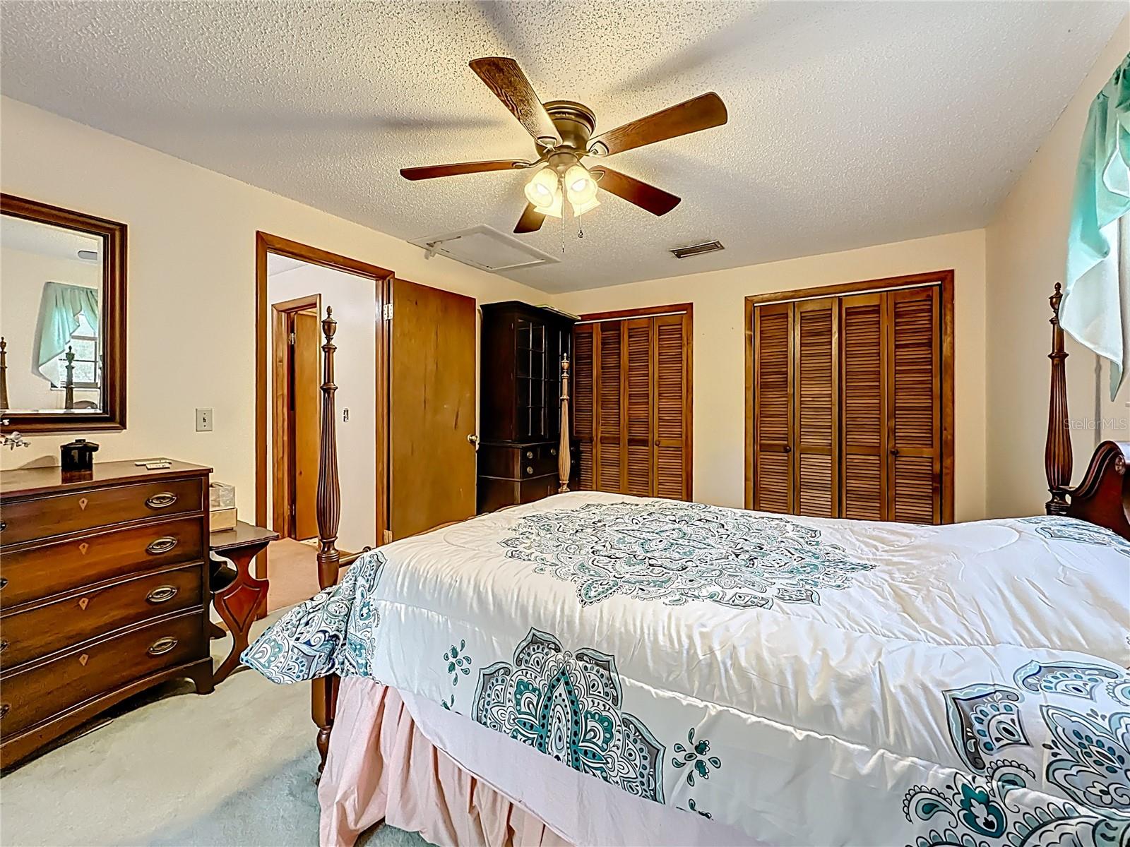 Image 26 of 69 For 35061 Karen Road