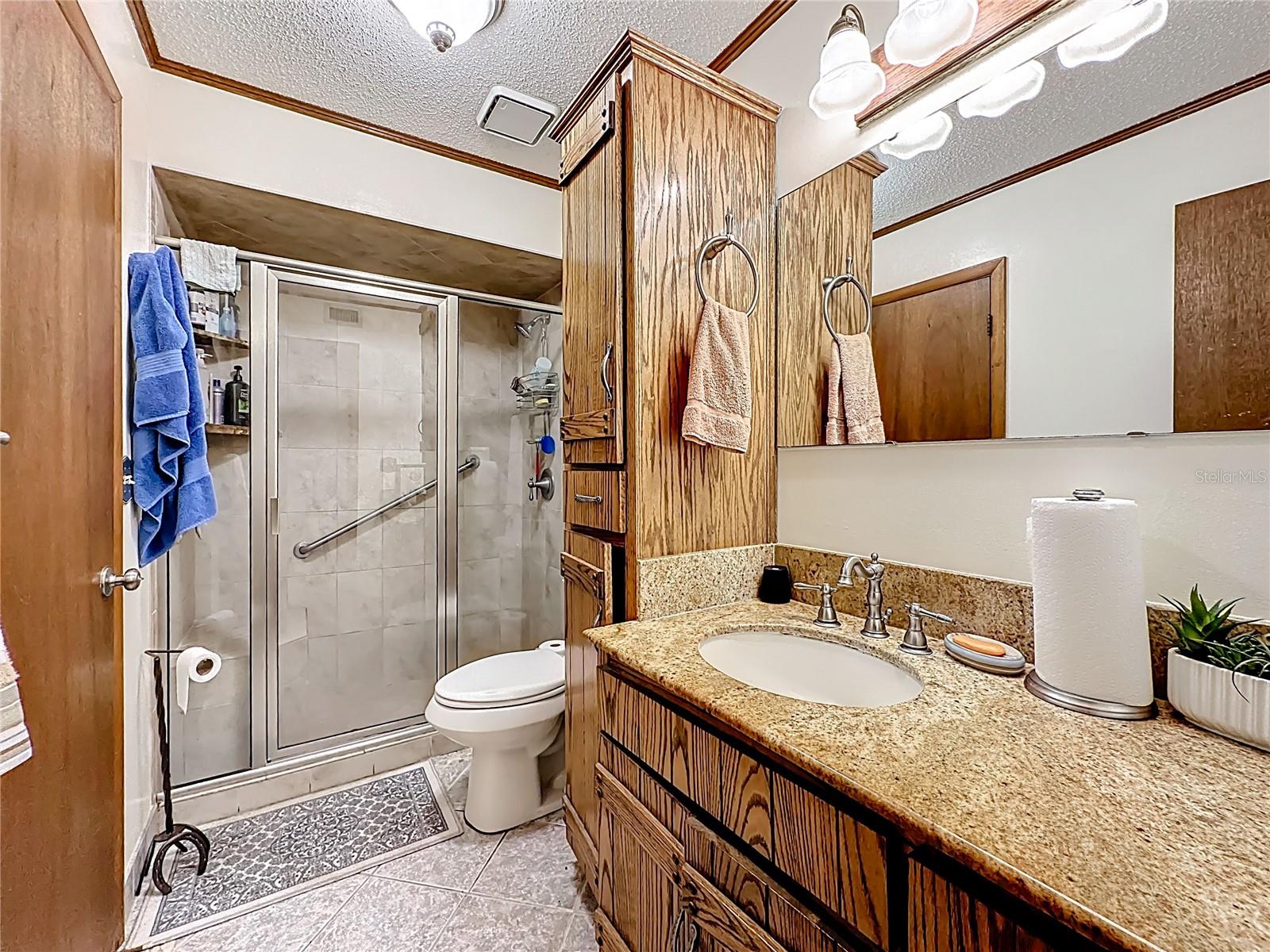 Image 32 of 69 For 35061 Karen Road