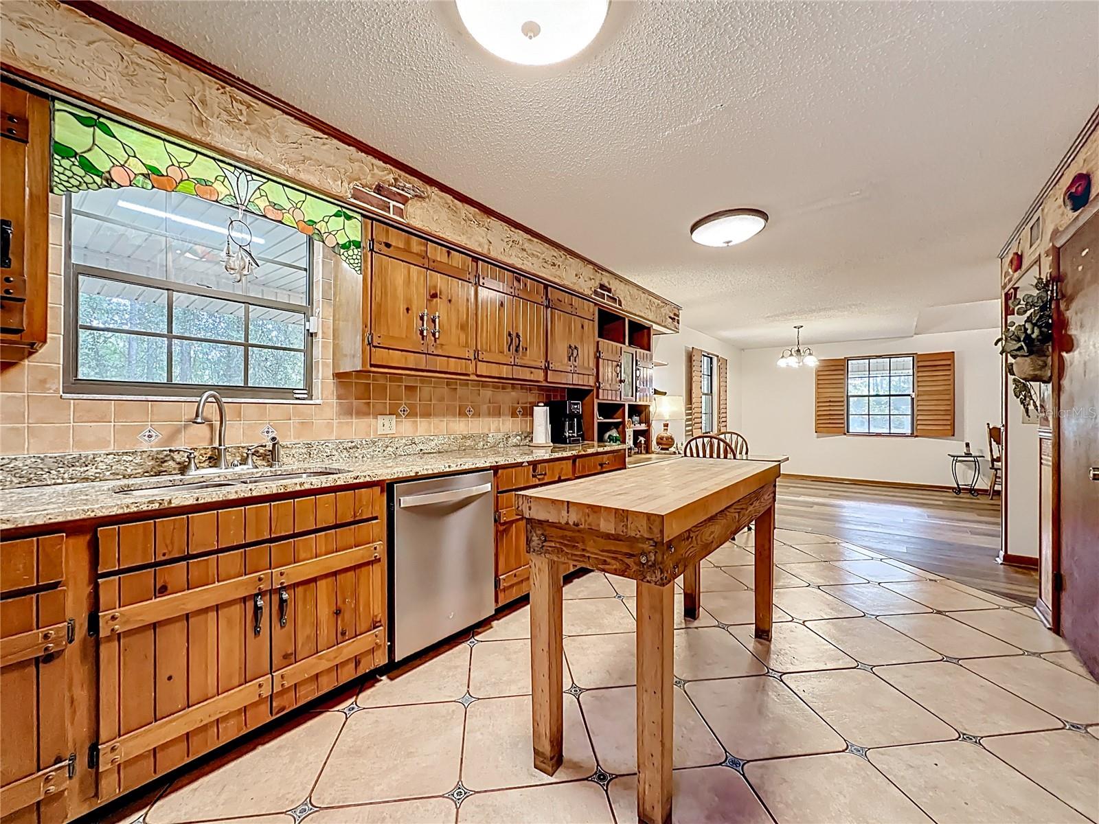 Image 9 of 69 For 35061 Karen Road