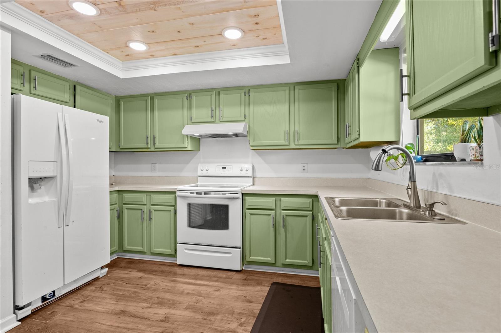 Image 11 of 30 For 2134 7th Terrace