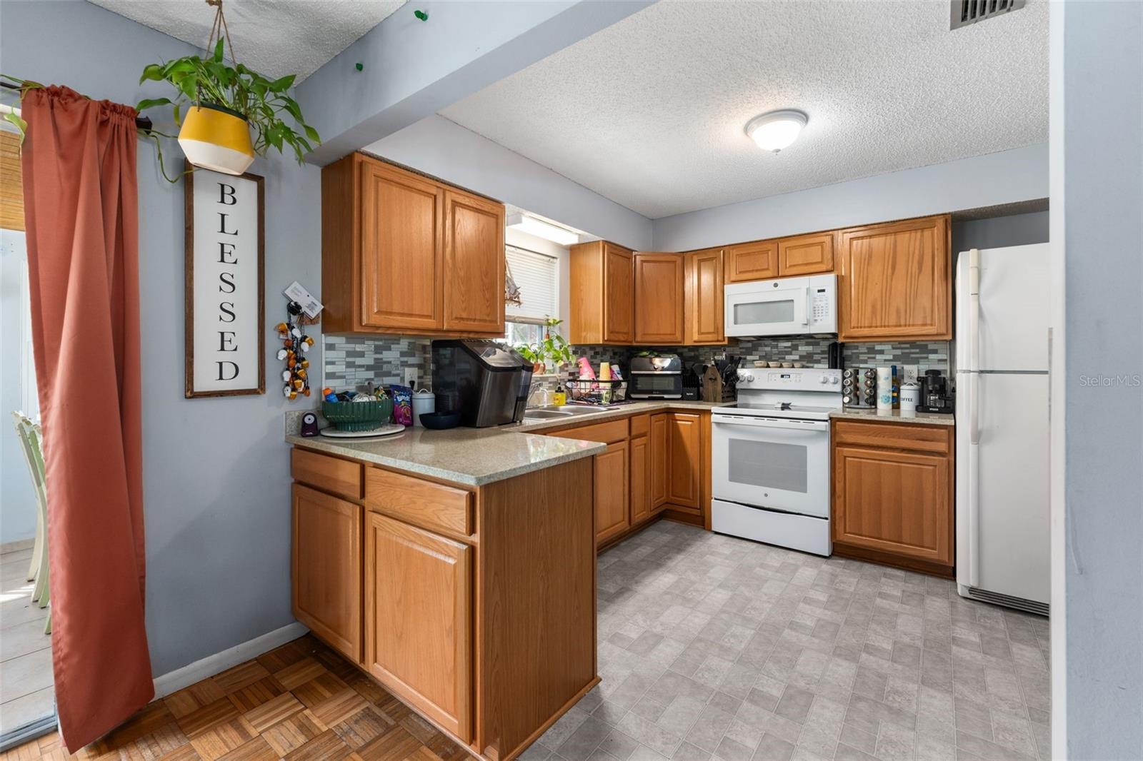 Image 15 of 36 For 5390 133rd Avenue