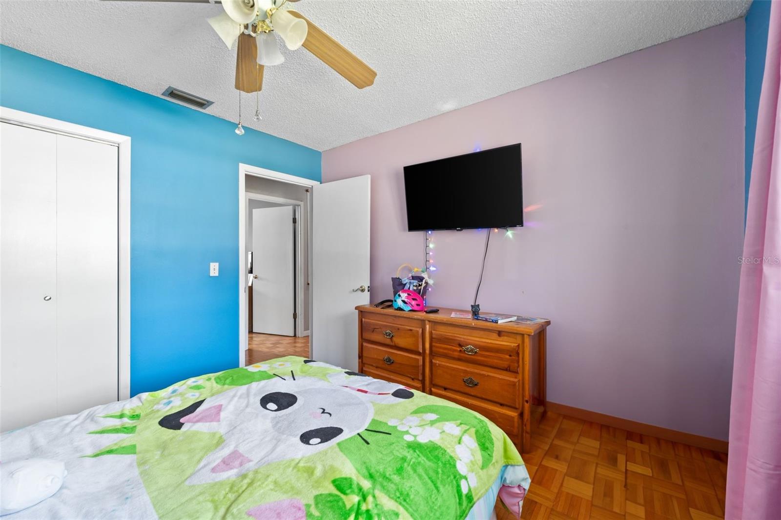 Image 23 of 36 For 5390 133rd Avenue