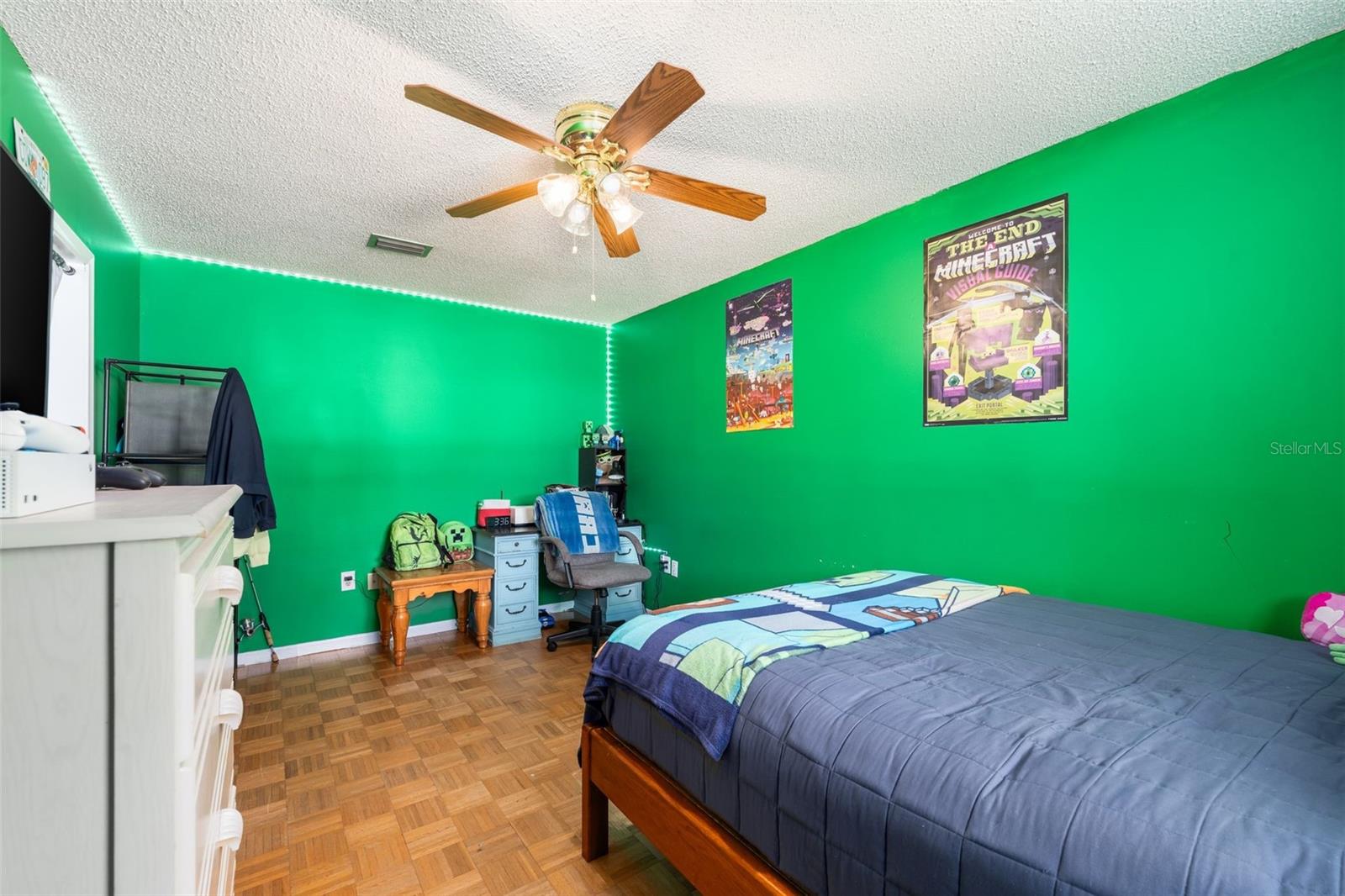 Image 25 of 36 For 5390 133rd Avenue