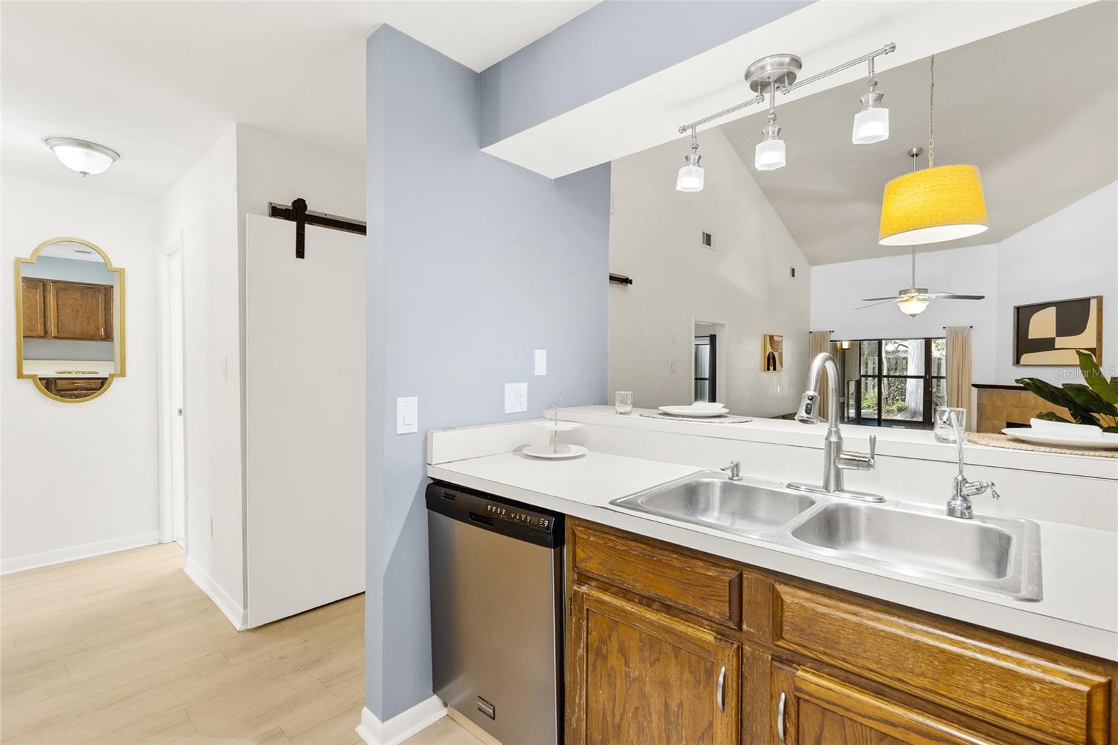 Image 12 of 25 For 2742 39th Drive