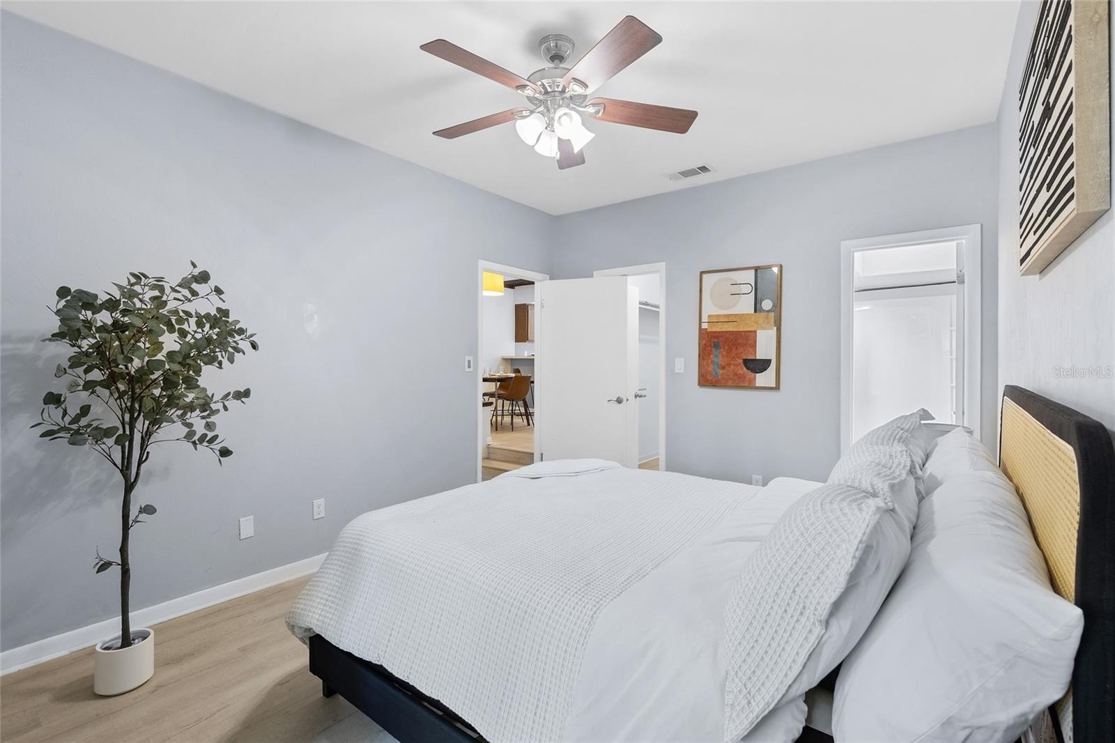 Image 15 of 25 For 2742 39th Drive