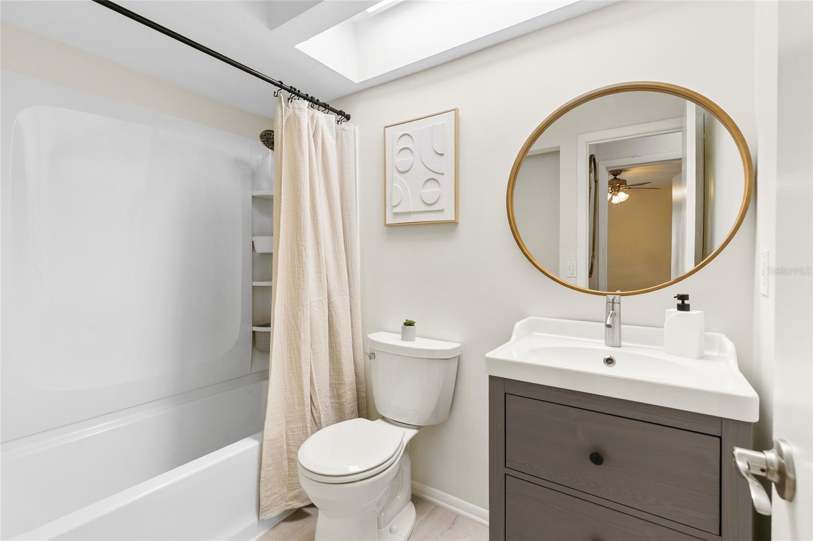 Image 20 of 25 For 2742 39th Drive