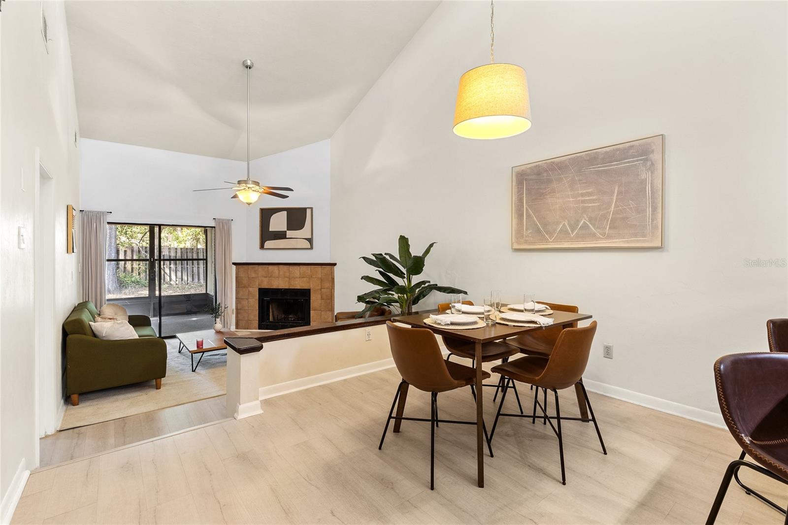 Image 5 of 25 For 2742 39th Drive