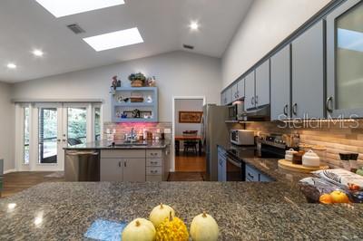 Image 20 of 39 For 833 45th Terrace