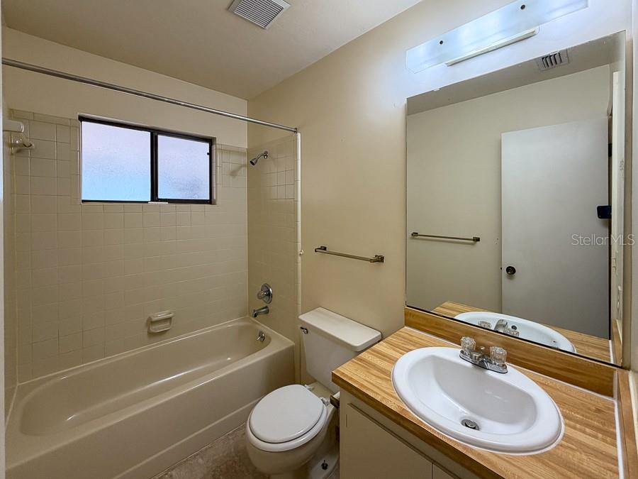 Image 21 of 28 For 4190 85th Place