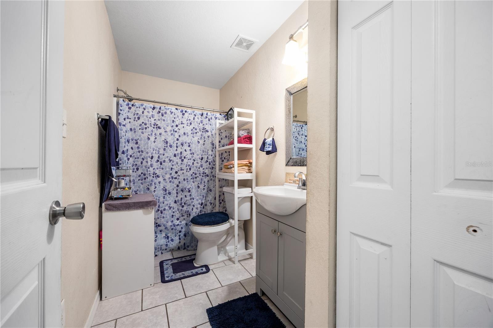 Image 20 of 23 For 1322 1st Avenue