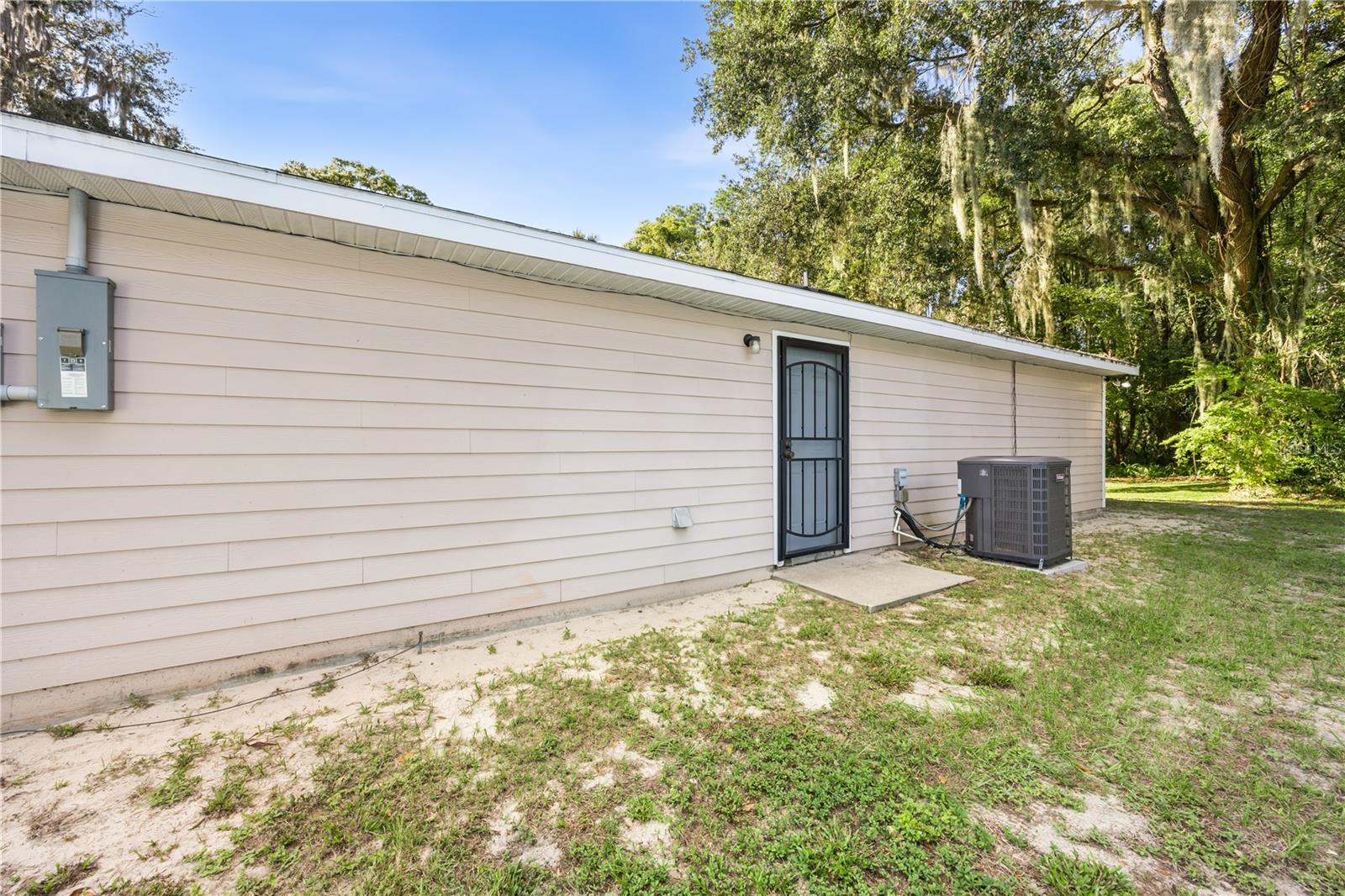 Image 21 of 23 For 1322 1st Avenue