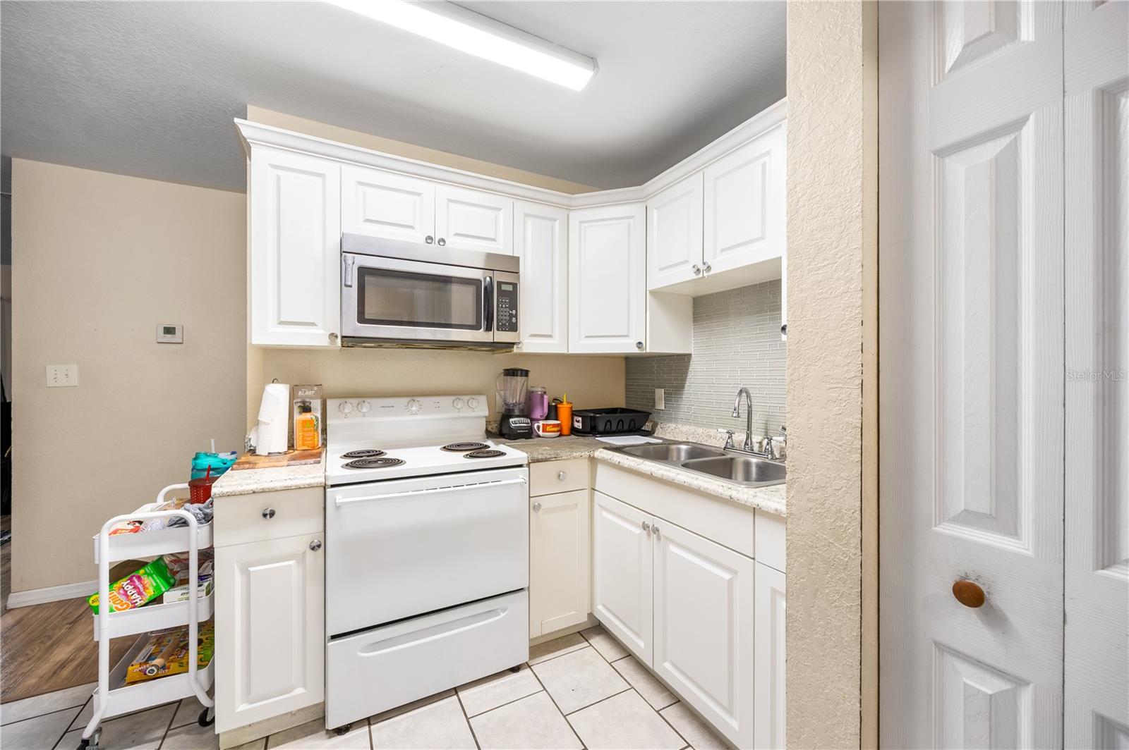 Image 9 of 23 For 1322 1st Avenue