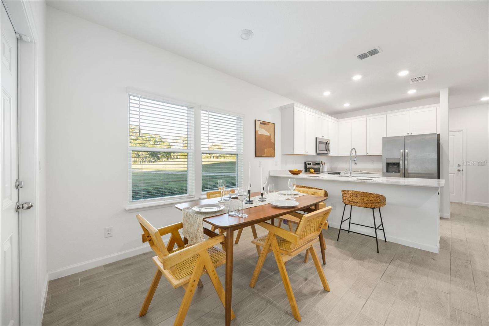 Image 6 of 29 For 12661 7th Place