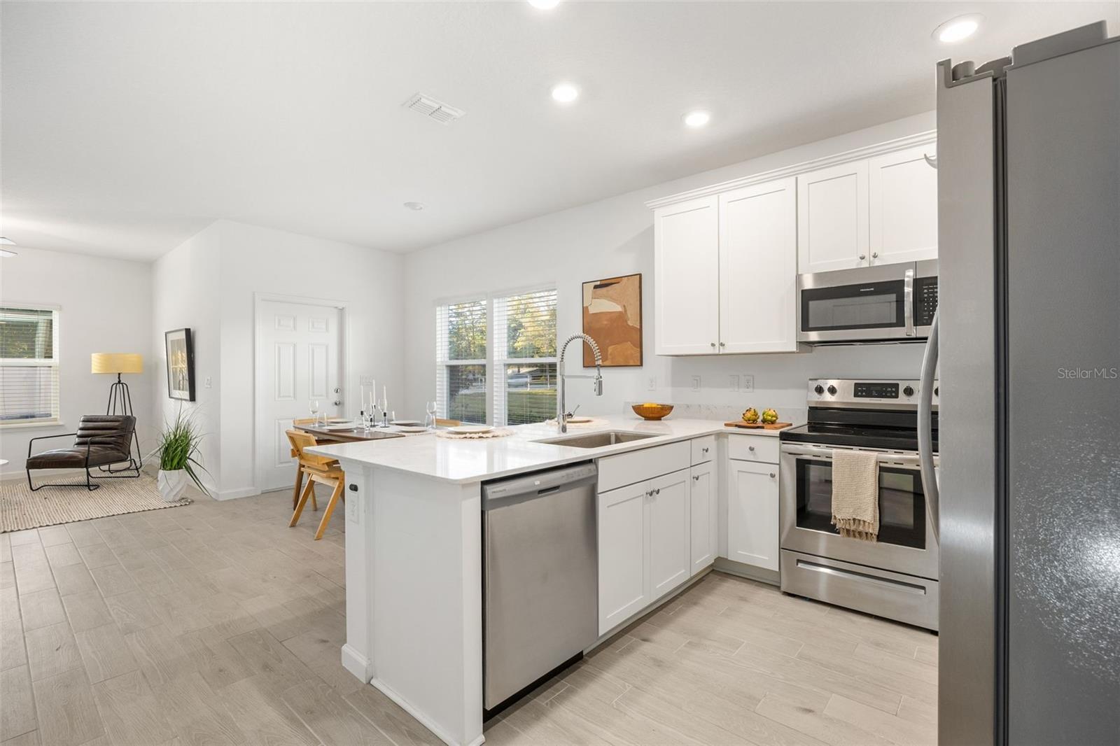 Image 9 of 29 For 12661 7th Place