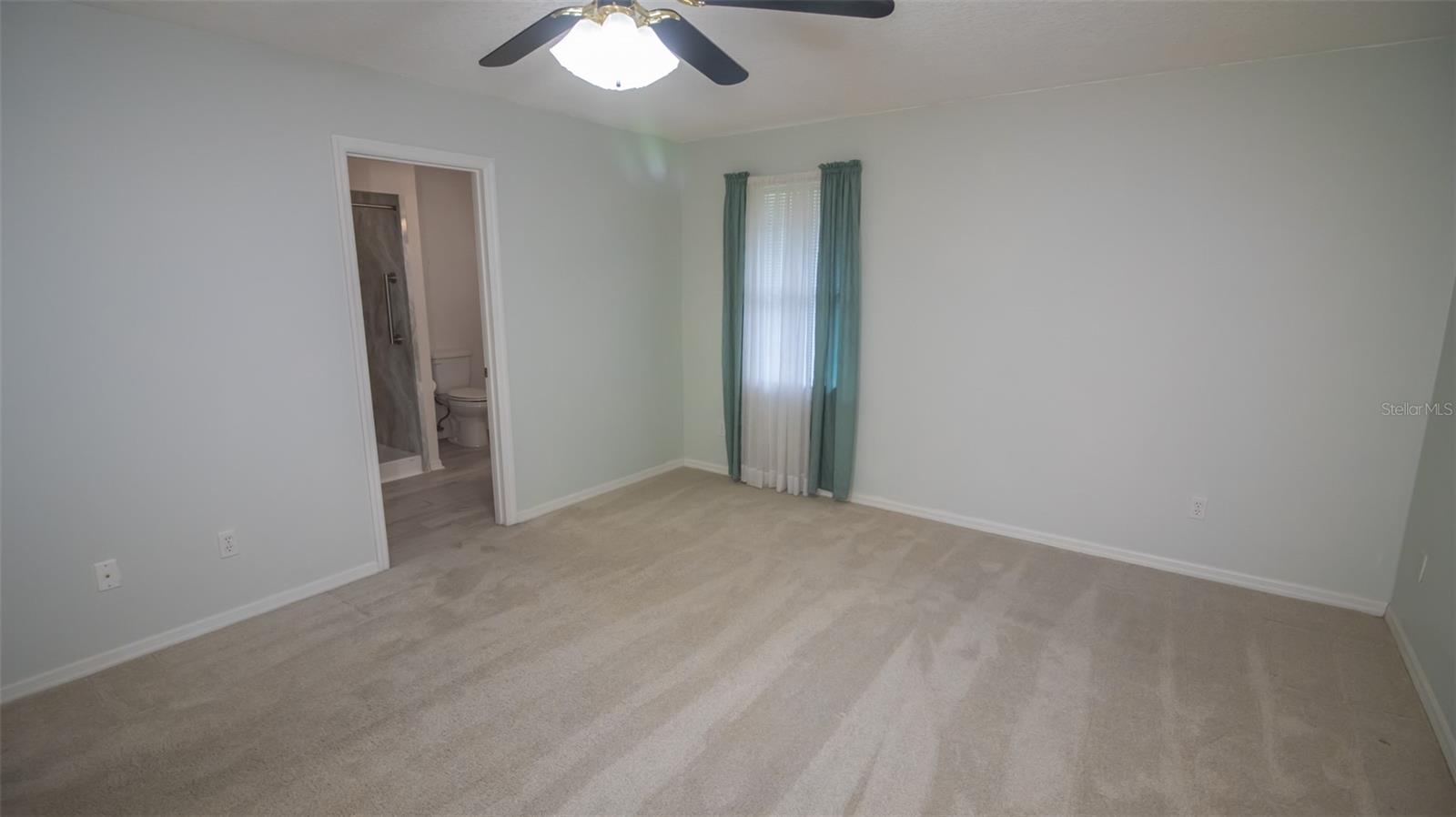 Image 16 of 37 For 589 71st Street