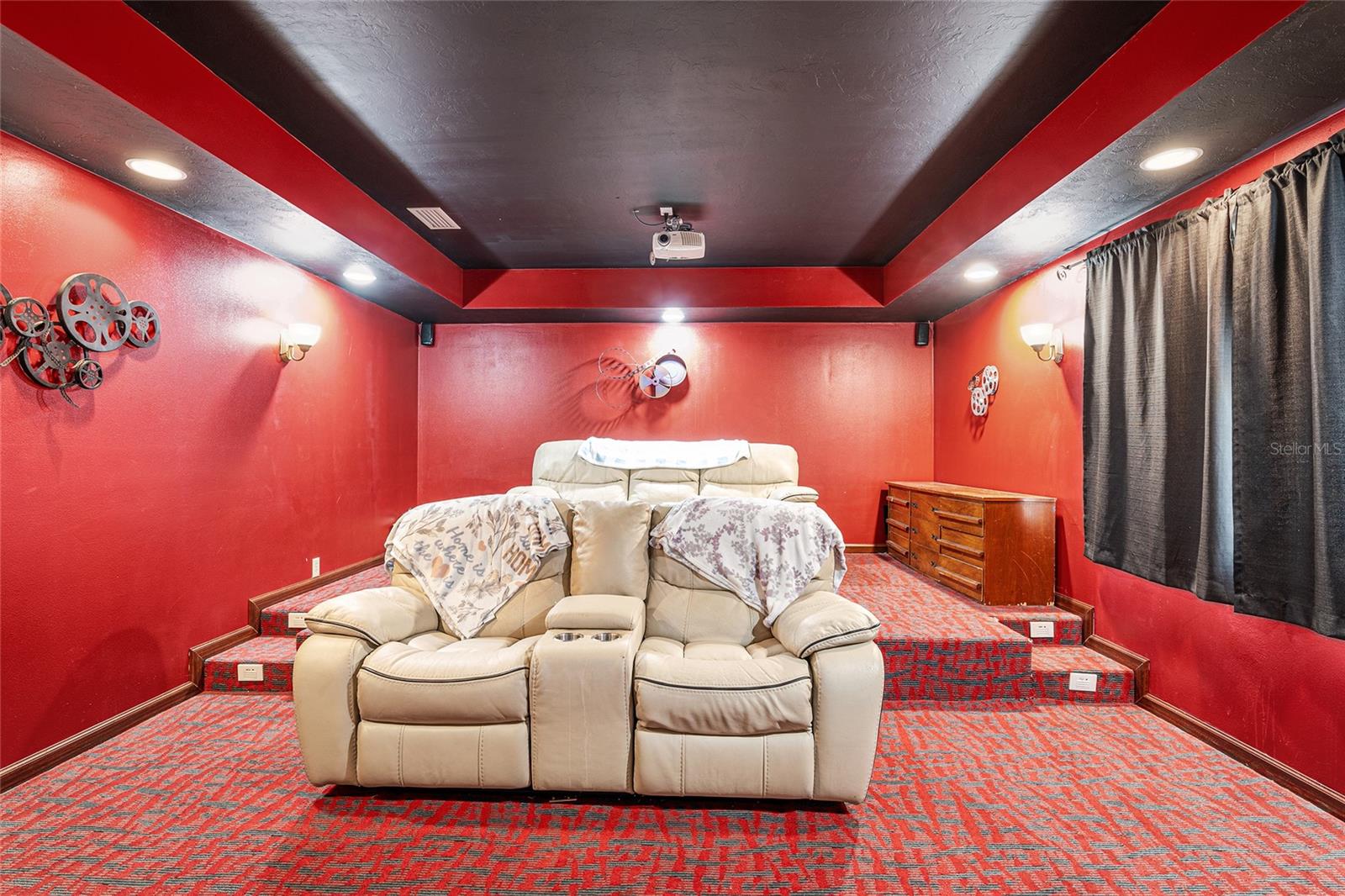 Image 45 of 95 For 630 Marigold Place