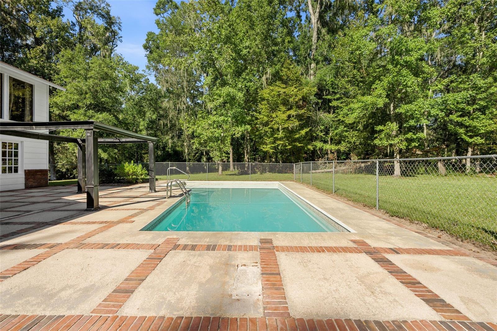 Image 13 of 53 For 4621 71st Boulevard