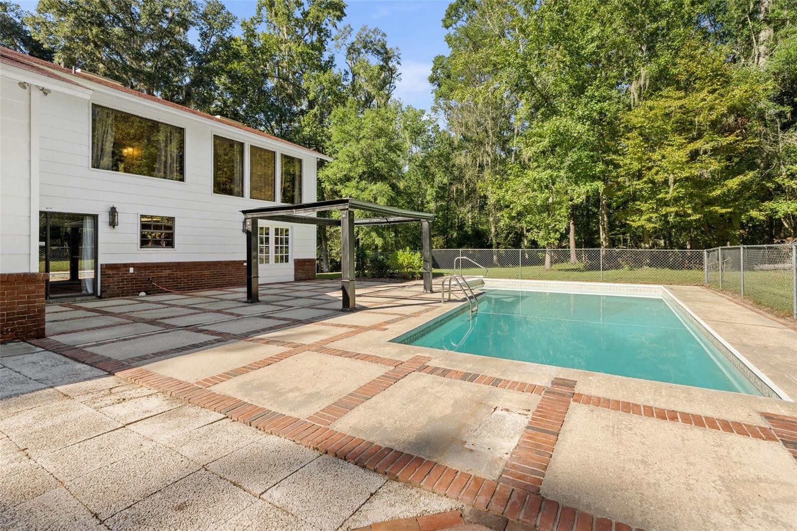 Image 14 of 53 For 4621 71st Boulevard