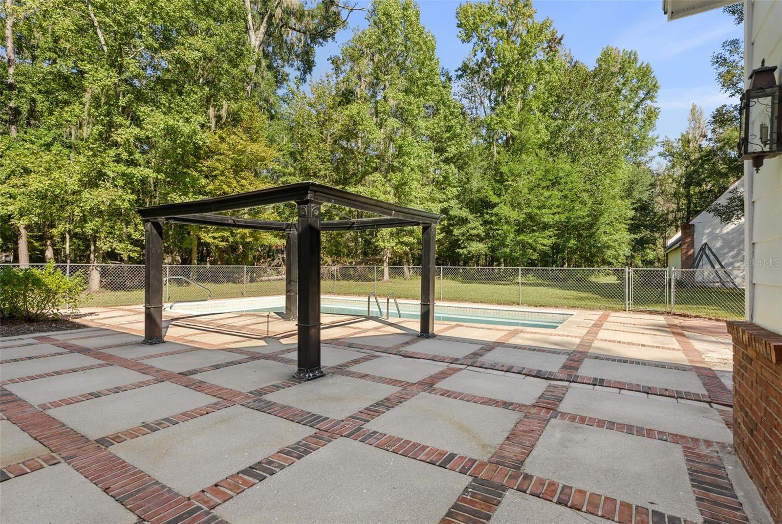 Image 15 of 53 For 4621 71st Boulevard