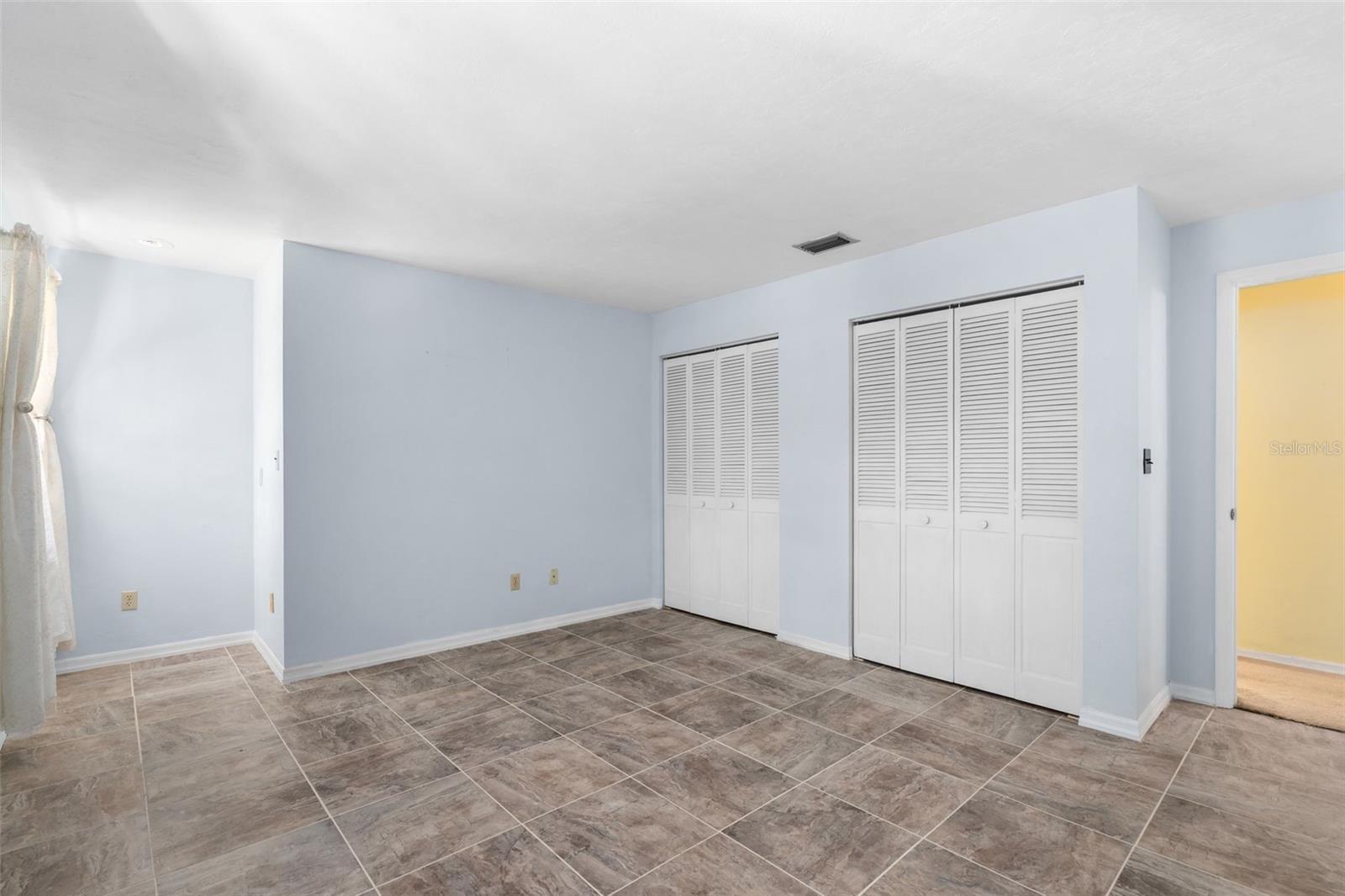 Image 28 of 53 For 4621 71st Boulevard