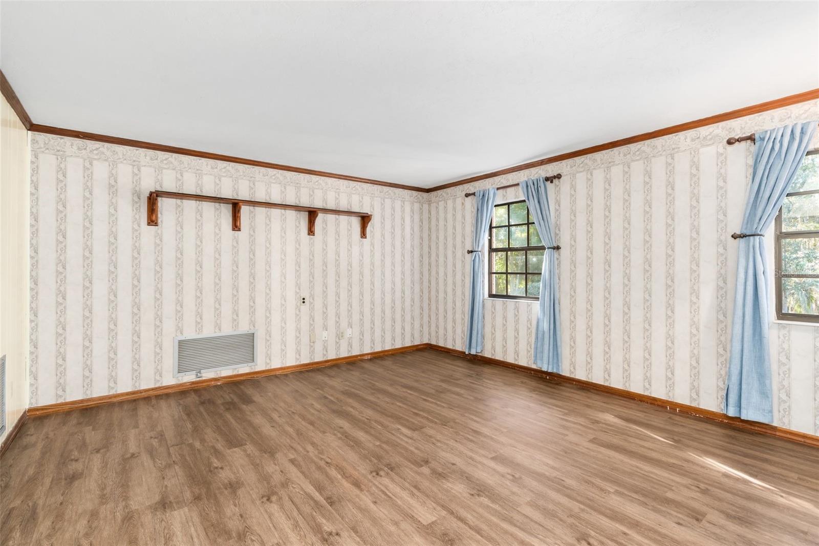 Image 41 of 53 For 4621 71st Boulevard