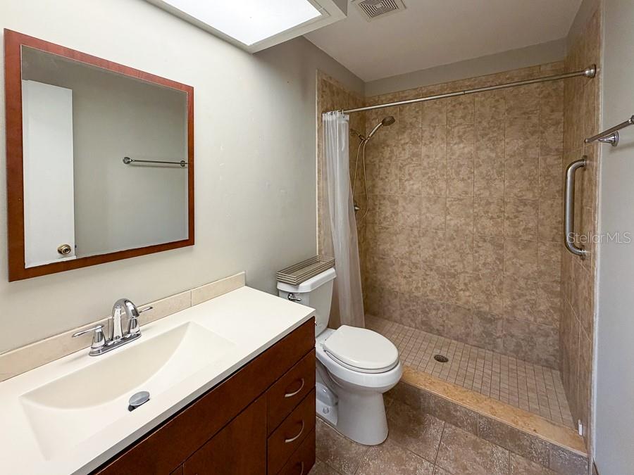 Image 12 of 24 For 3721 17th Place B