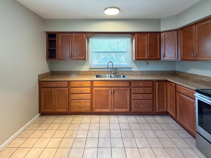 Image 5 of 24 For 3721 17th Place B