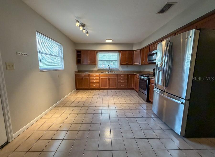 Image 9 of 24 For 3721 17th Place B