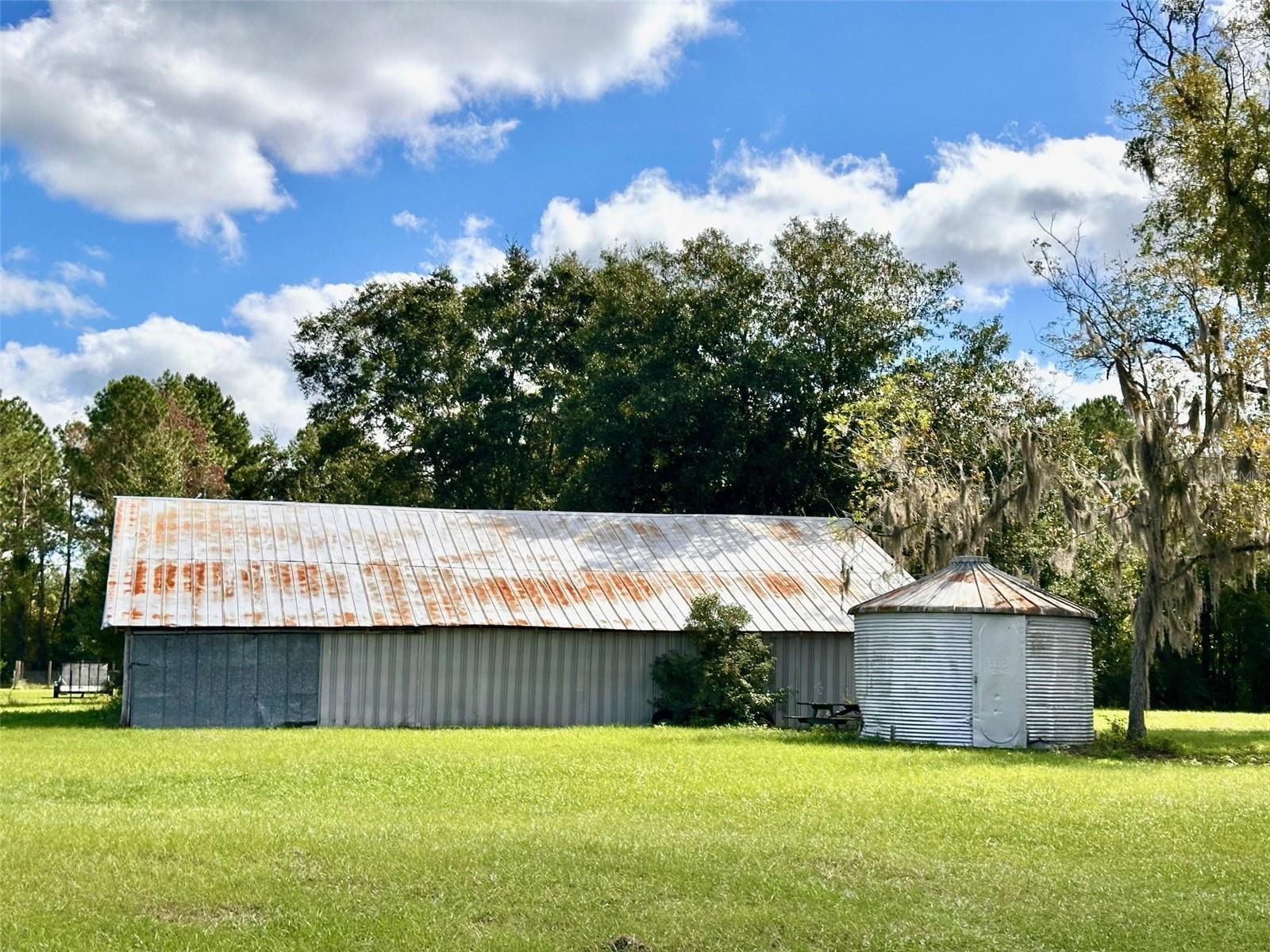 Image 22 of 26 For 15591 County Road 235
