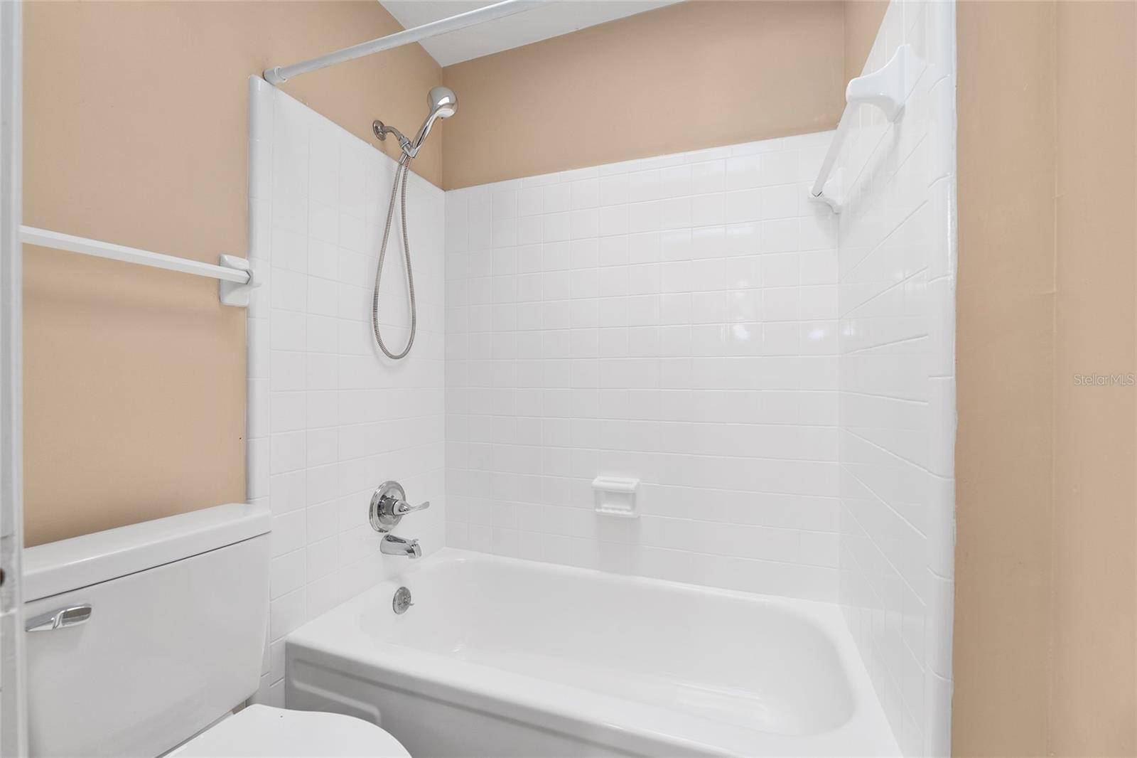 Image 25 of 26 For 10819 39th Avenue