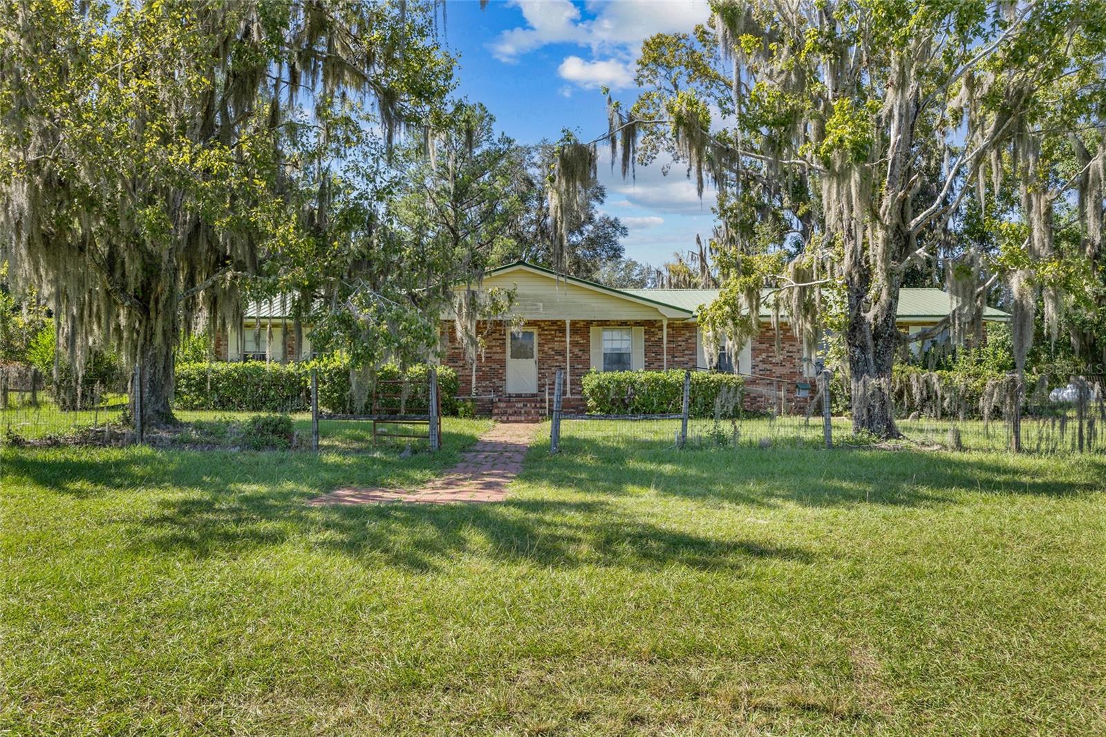 Image 15 of 83 For 960 Bethlehem Avenue