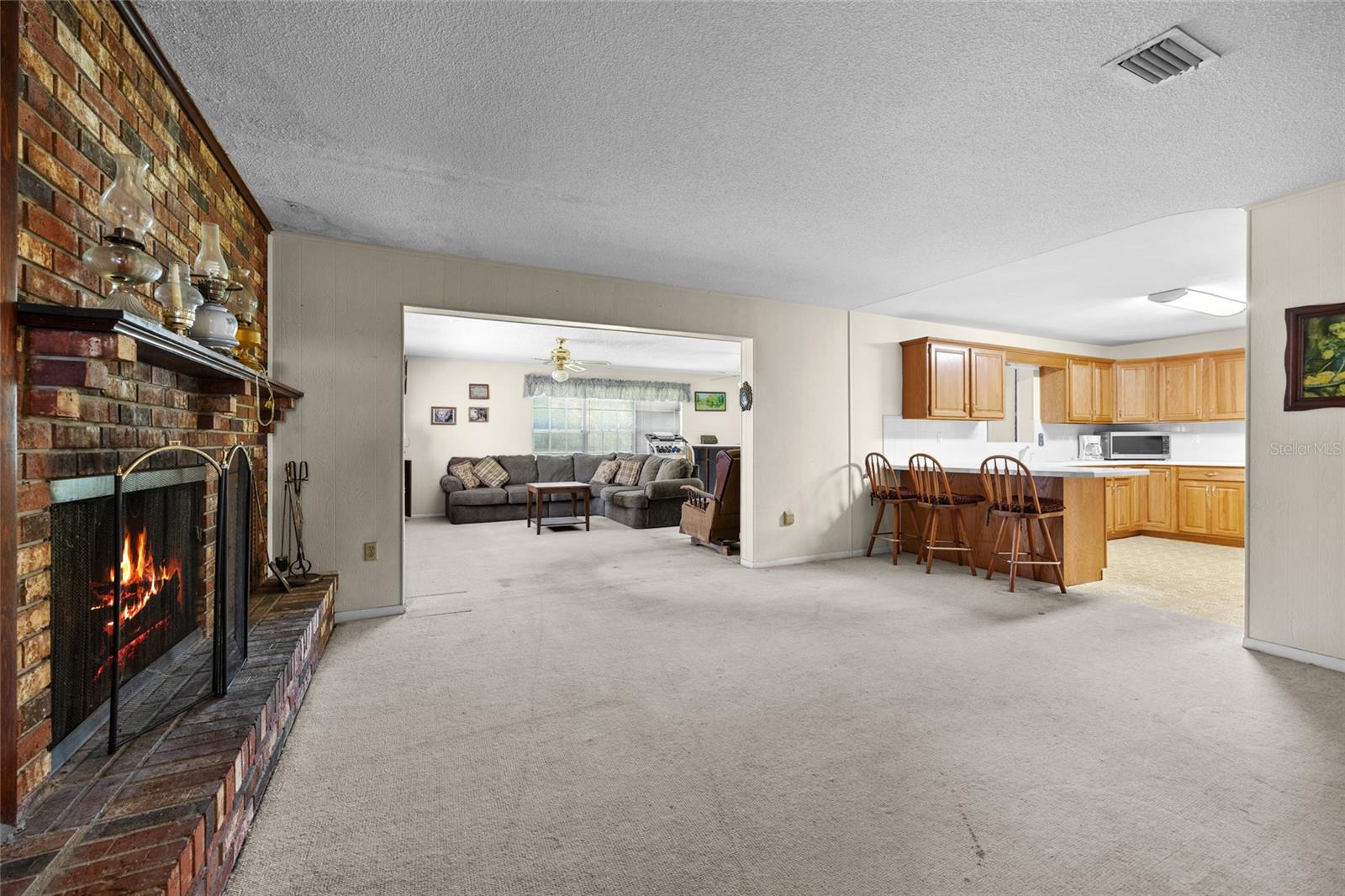 Image 18 of 83 For 960 Bethlehem Avenue