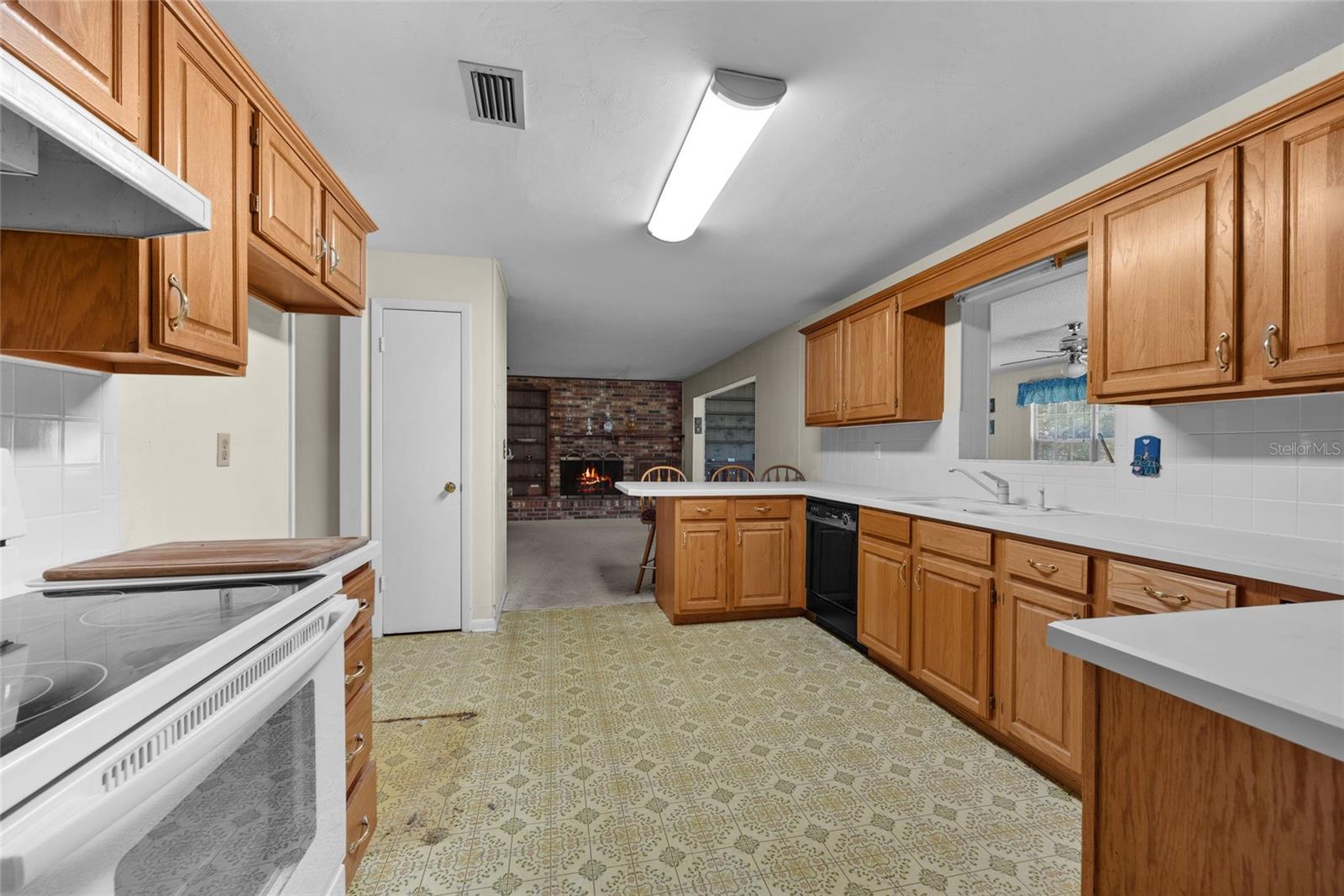 Image 21 of 83 For 960 Bethlehem Avenue
