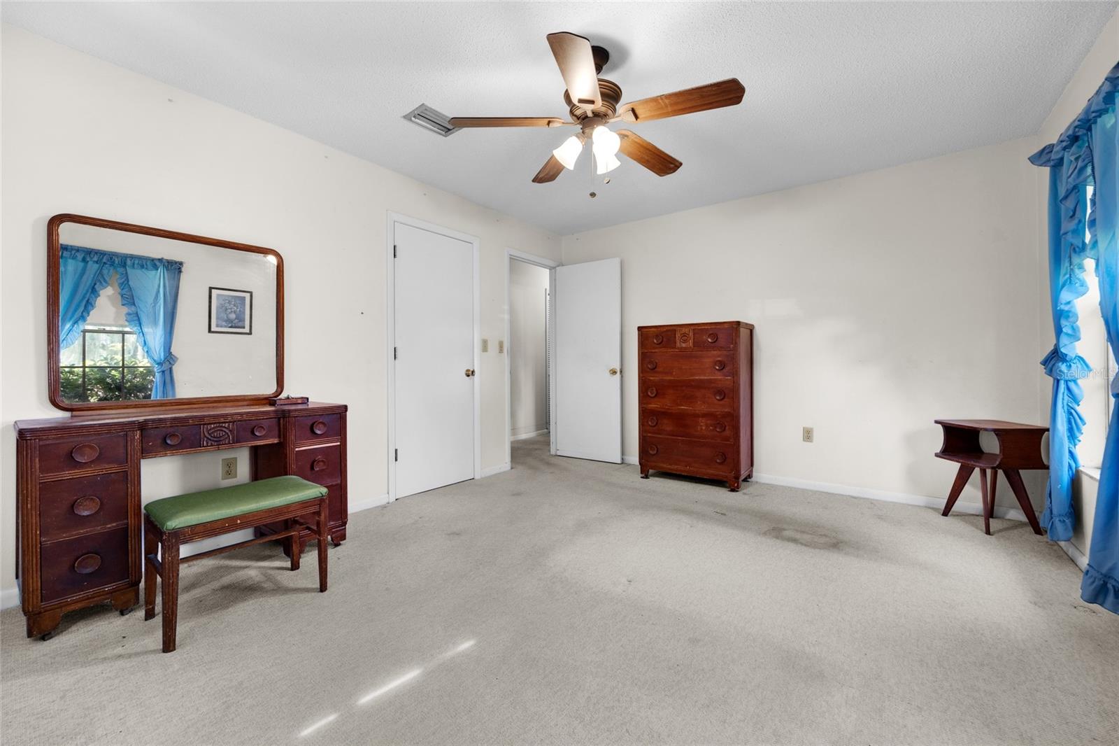 Image 34 of 83 For 960 Bethlehem Avenue